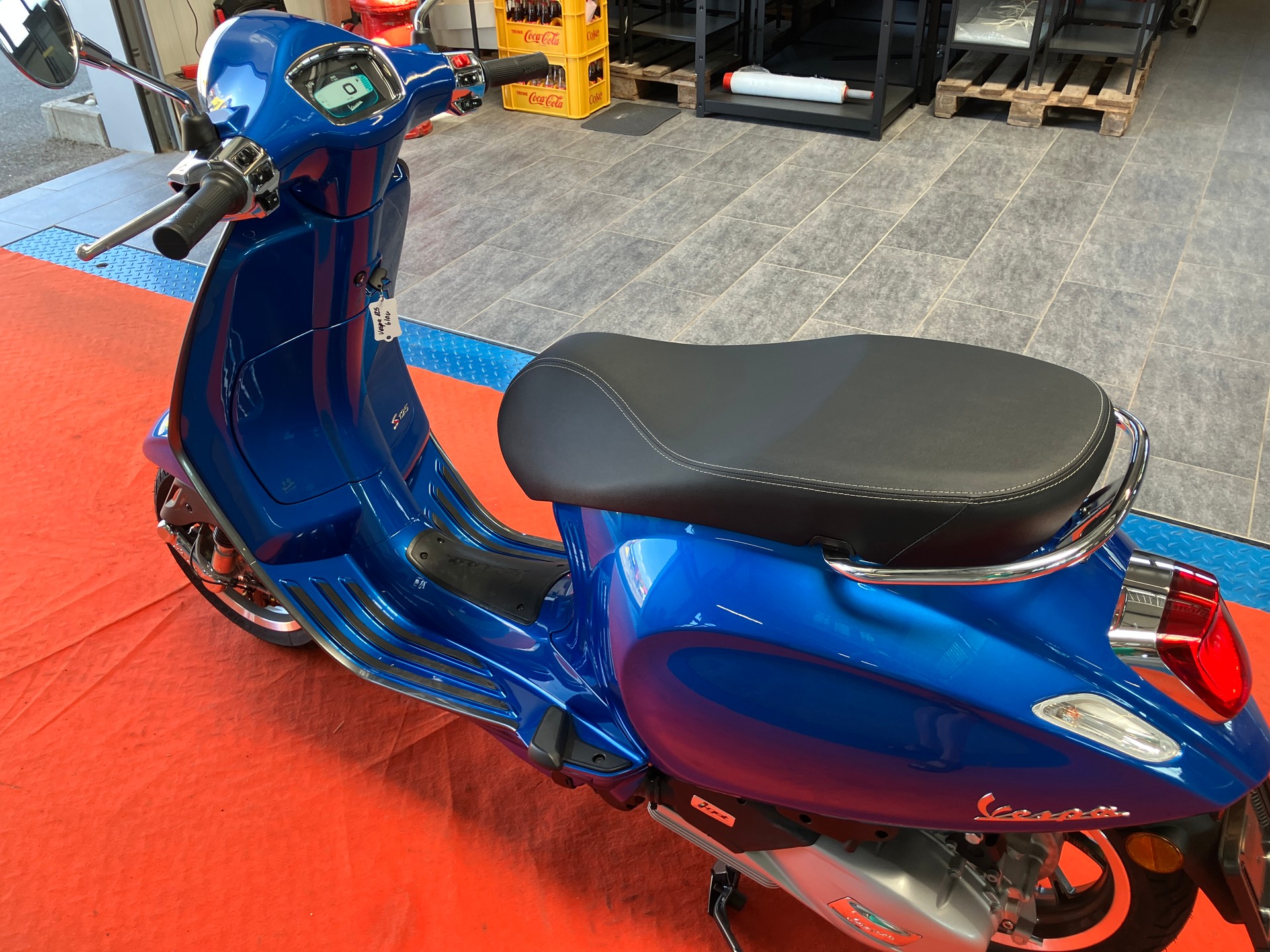 PIAGGIO Vespa 125 Primavera Sport ABS-image-1