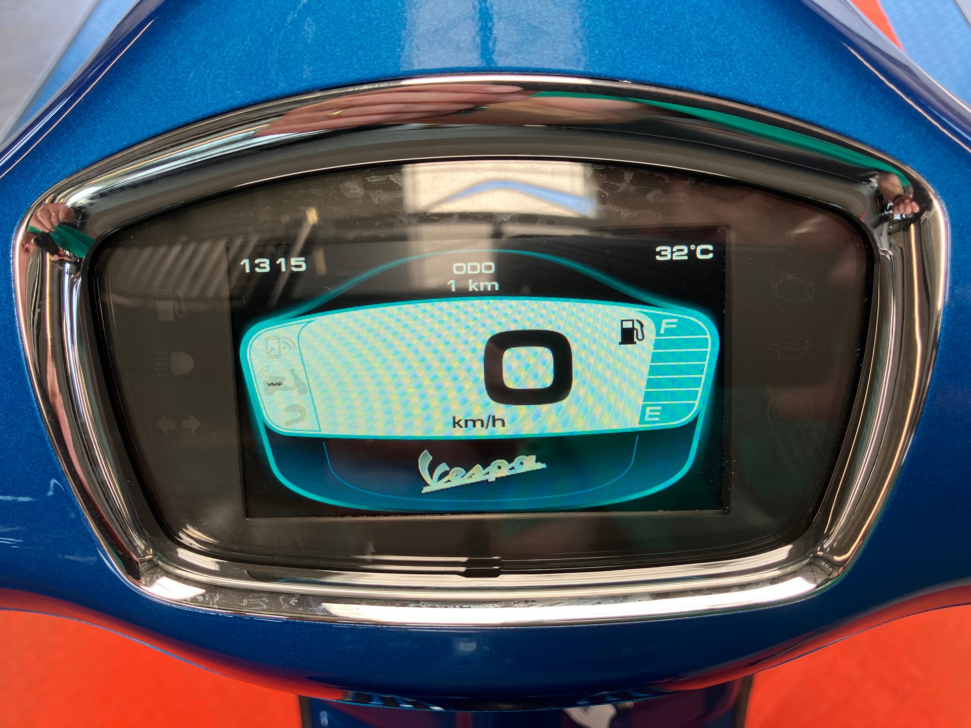PIAGGIO Vespa 125 Primavera Sport ABS-image-4