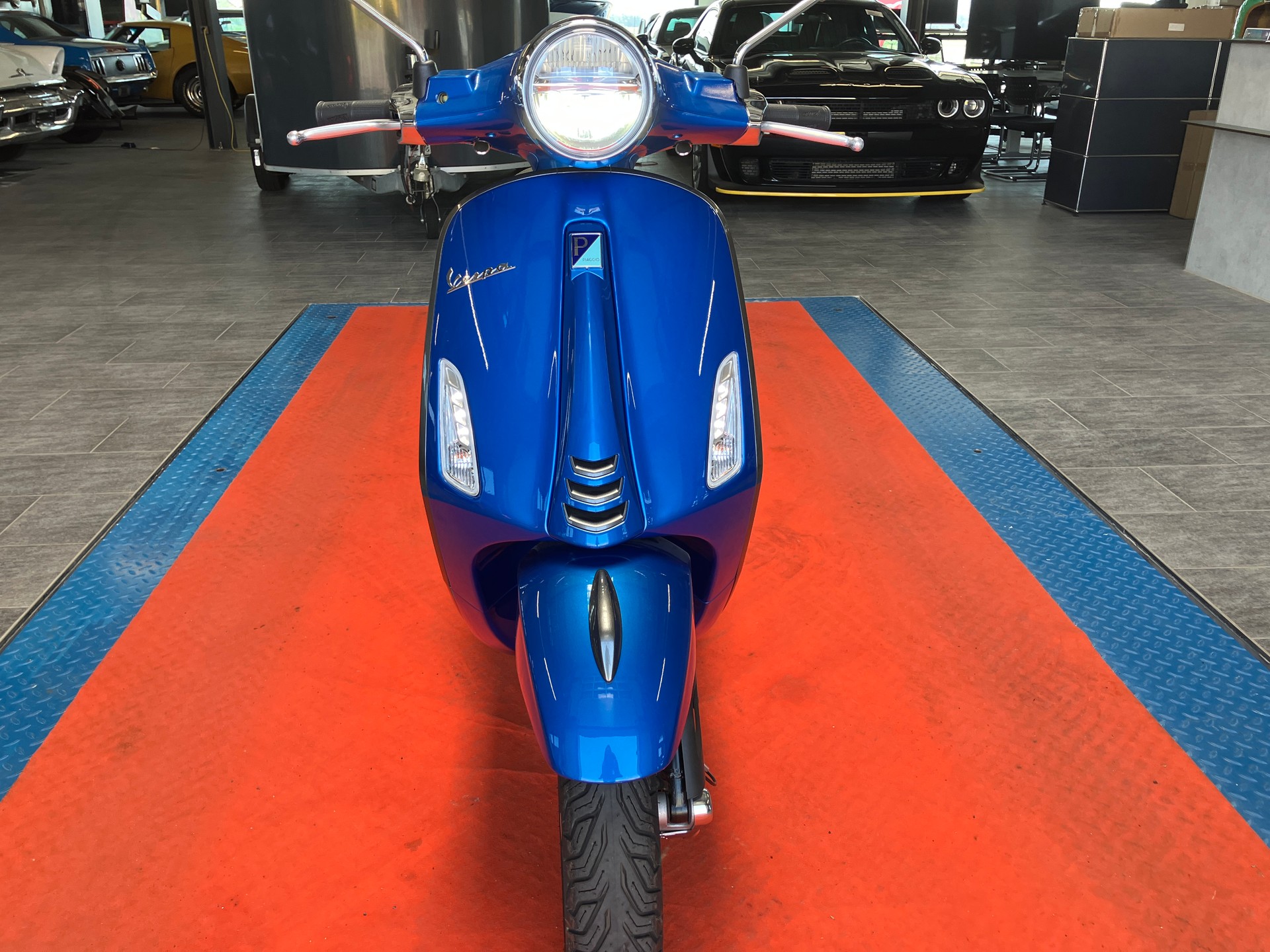 PIAGGIO Vespa 125 Primavera Sport ABS-image-9