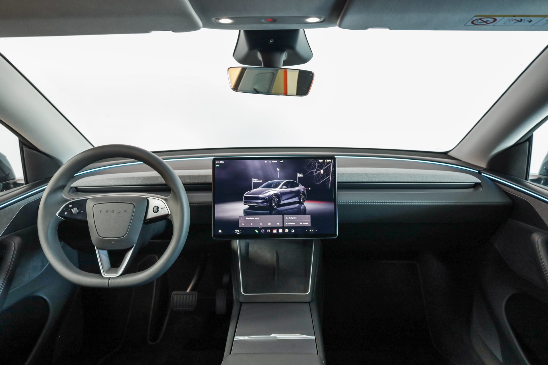 TESLA Model Y Long Range AWD / FSD-image-13