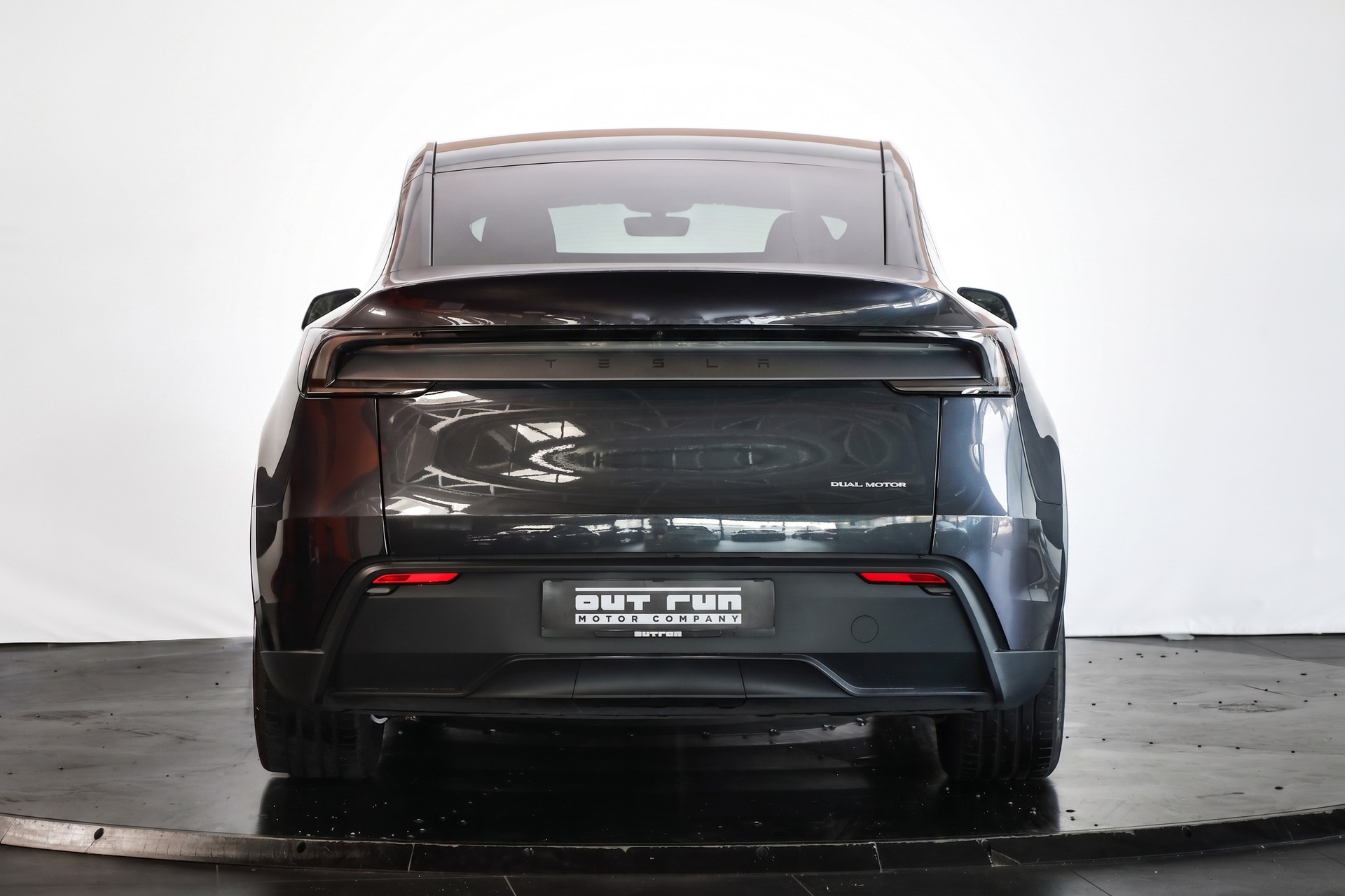 TESLA Model Y Long Range AWD / FSD-image-2