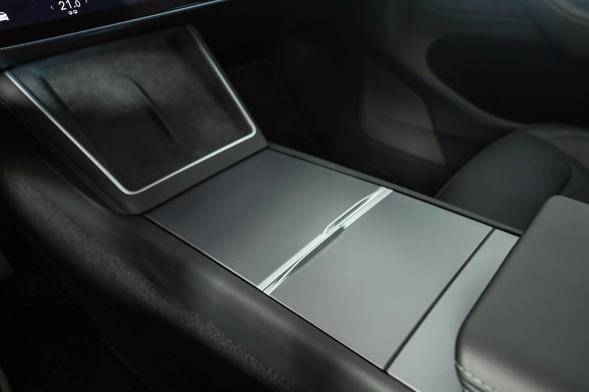 TESLA Model Y Long Range AWD / FSD-image-25