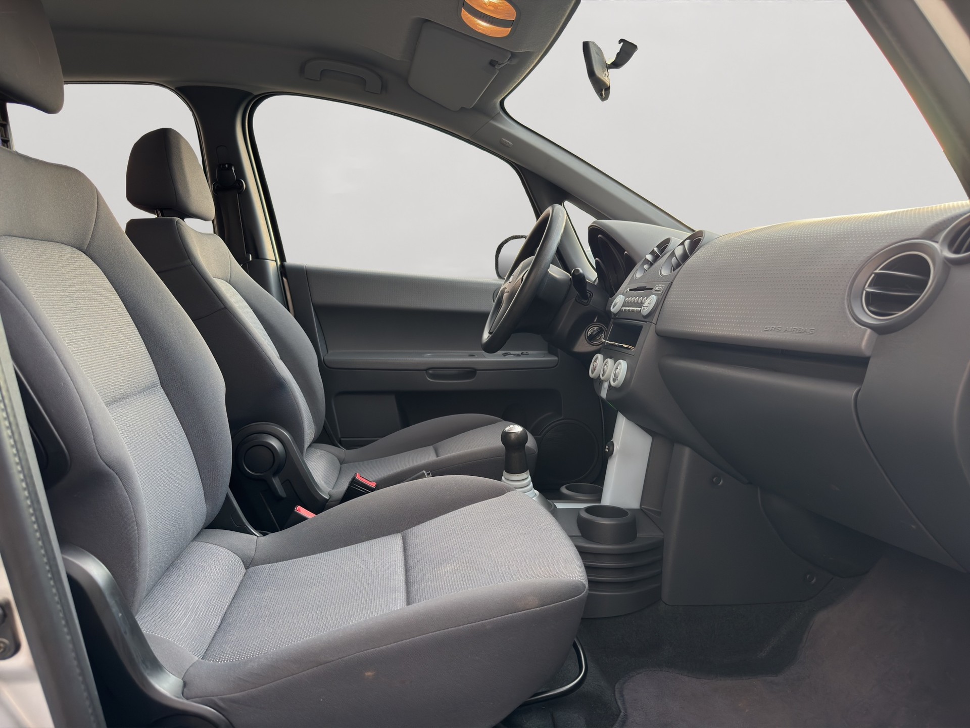 MITSUBISHI Colt 1.5 16V Invite-image-10