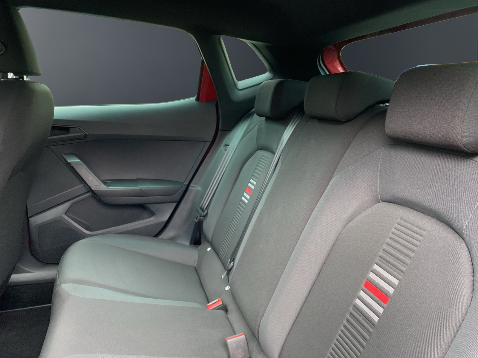 SEAT Ibiza 1.0 TSI 110 FR-image-19