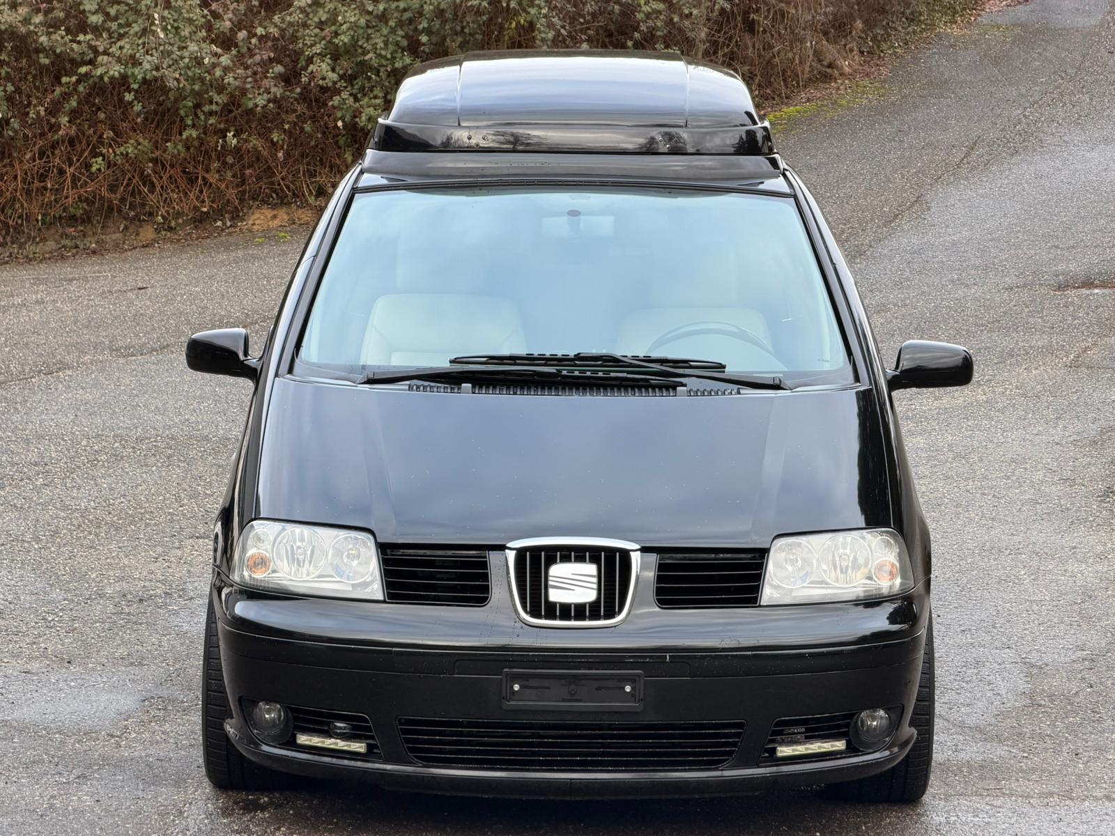 SEAT Alhambra 1.8 Turbo Sport-image-1