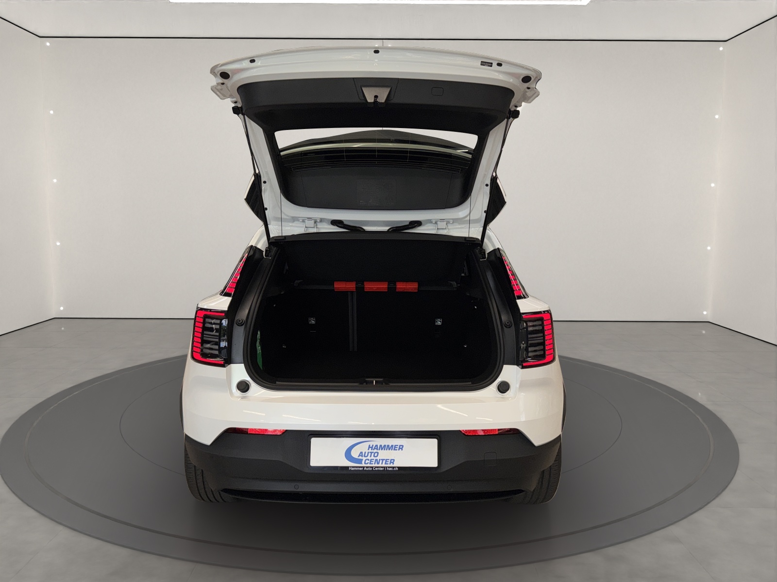VOLVO EX30 E60 Core-image-5