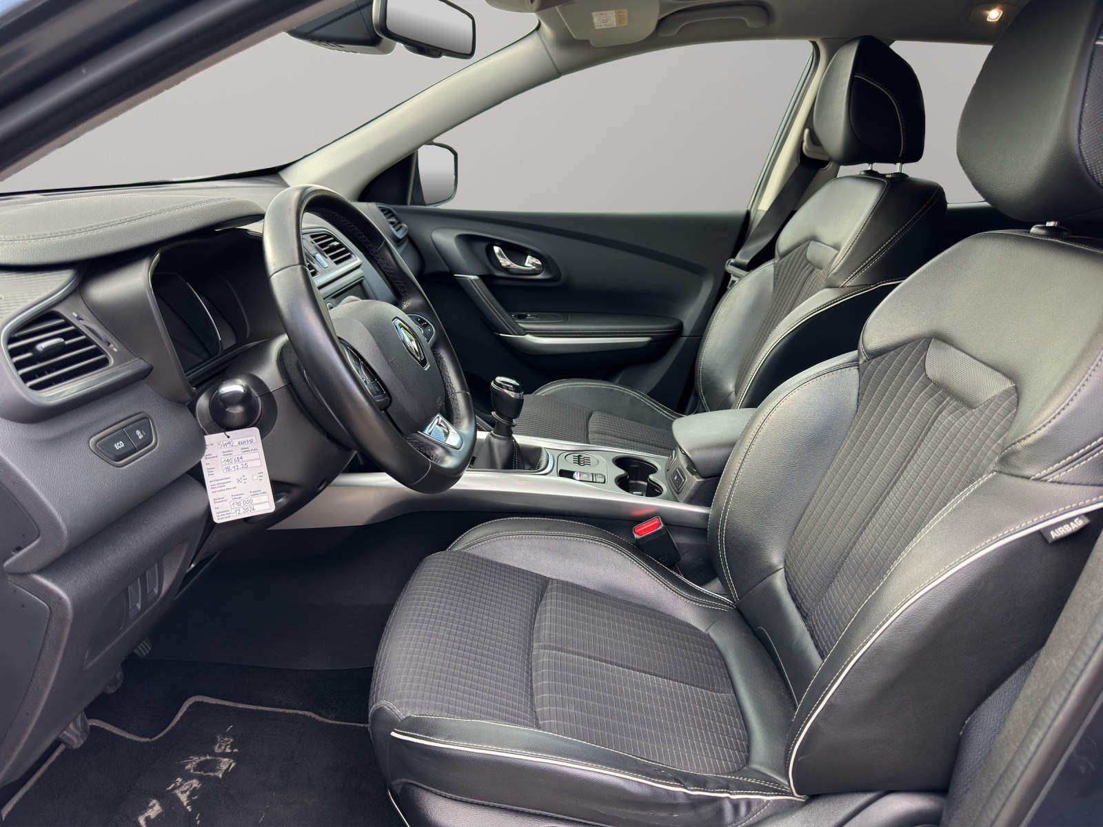RENAULT Kadjar 1.2 16V Turbo Bose-image-8