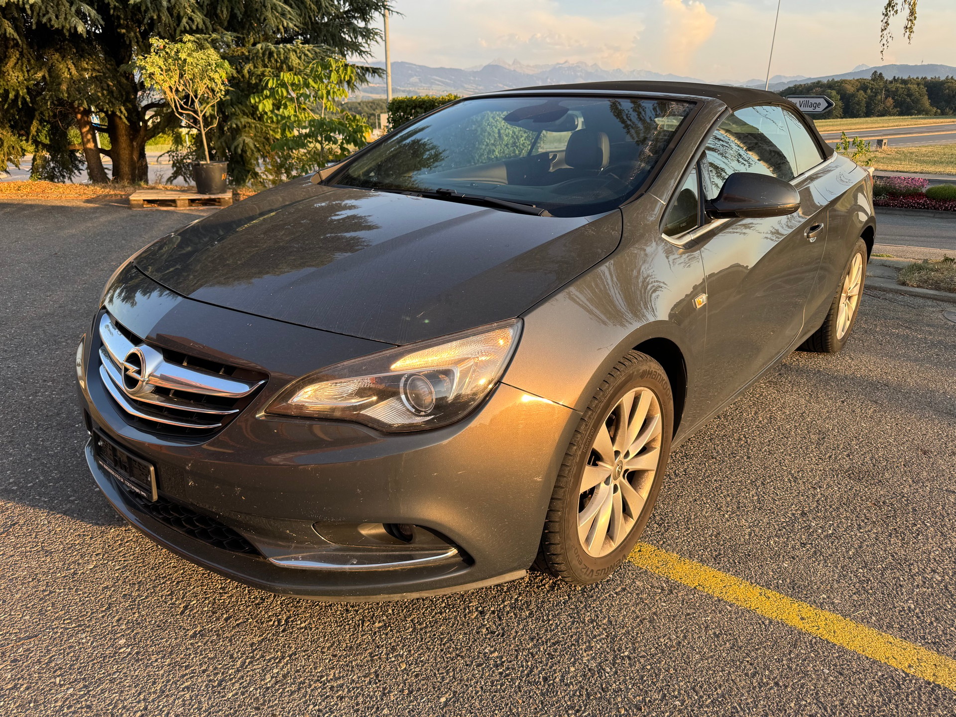 OPEL CASCADA-image-0