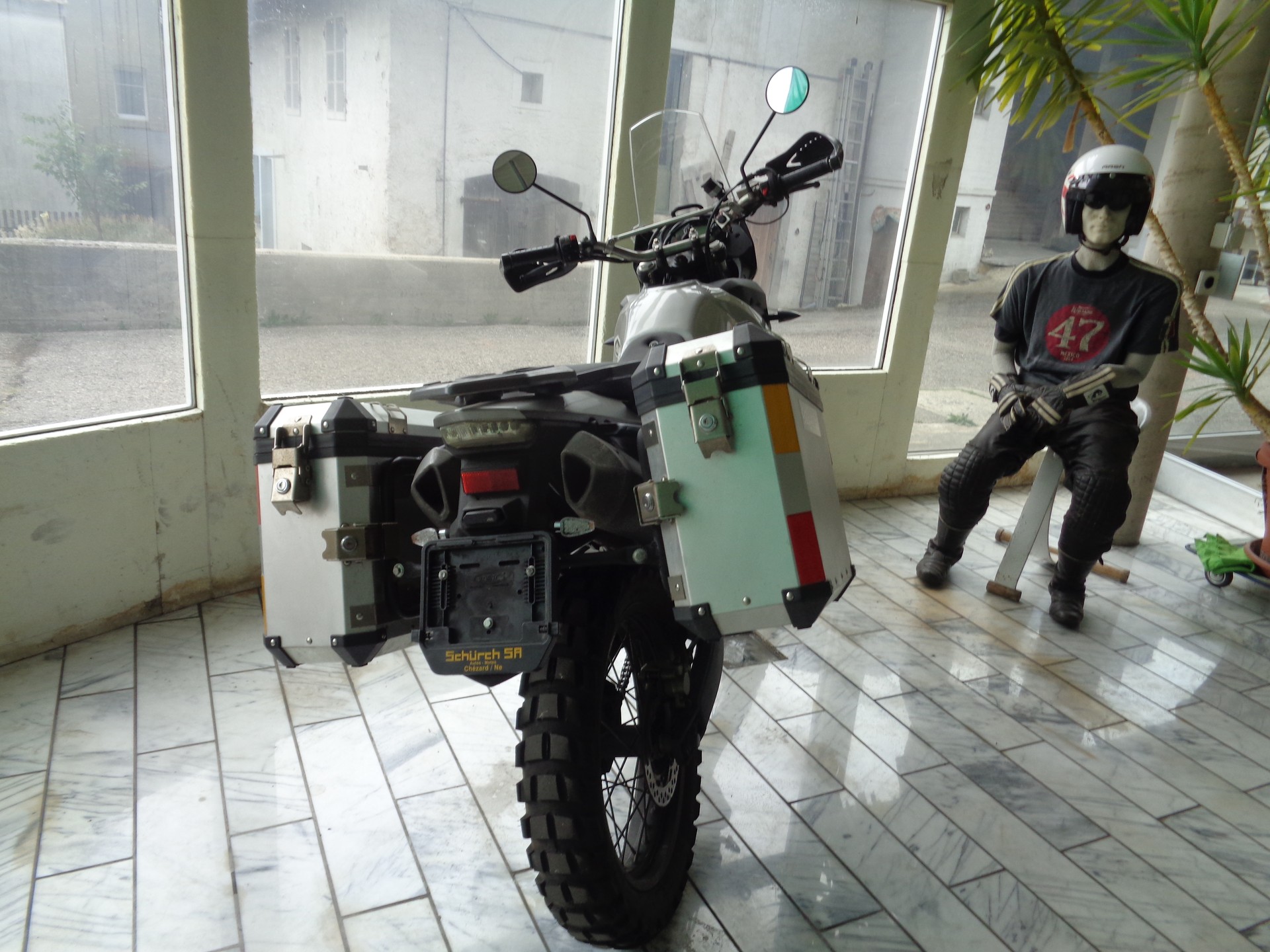 MASH Adventure 400-image-2