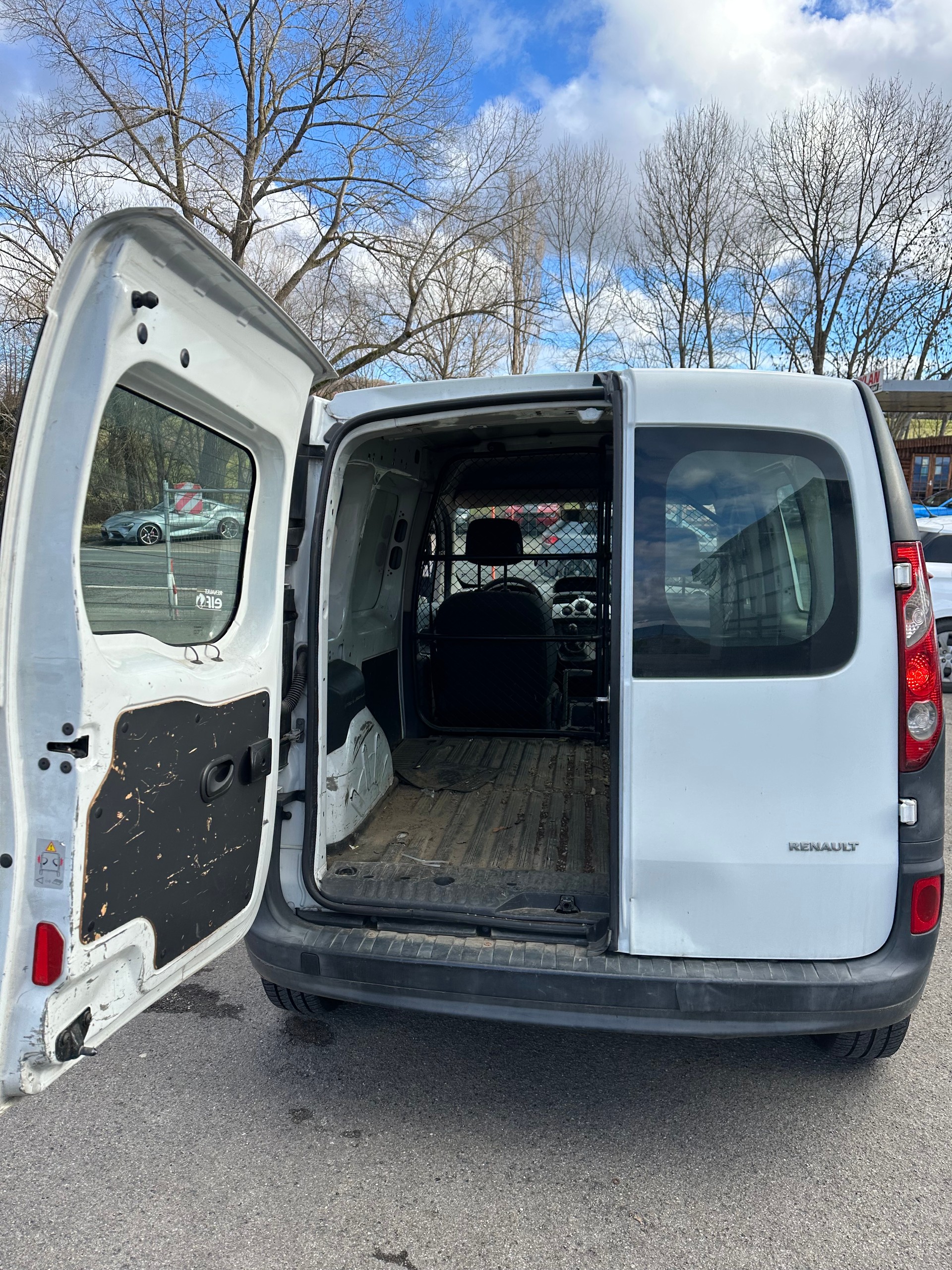 RENAULT Kangoo dCi 85 Business-image-4
