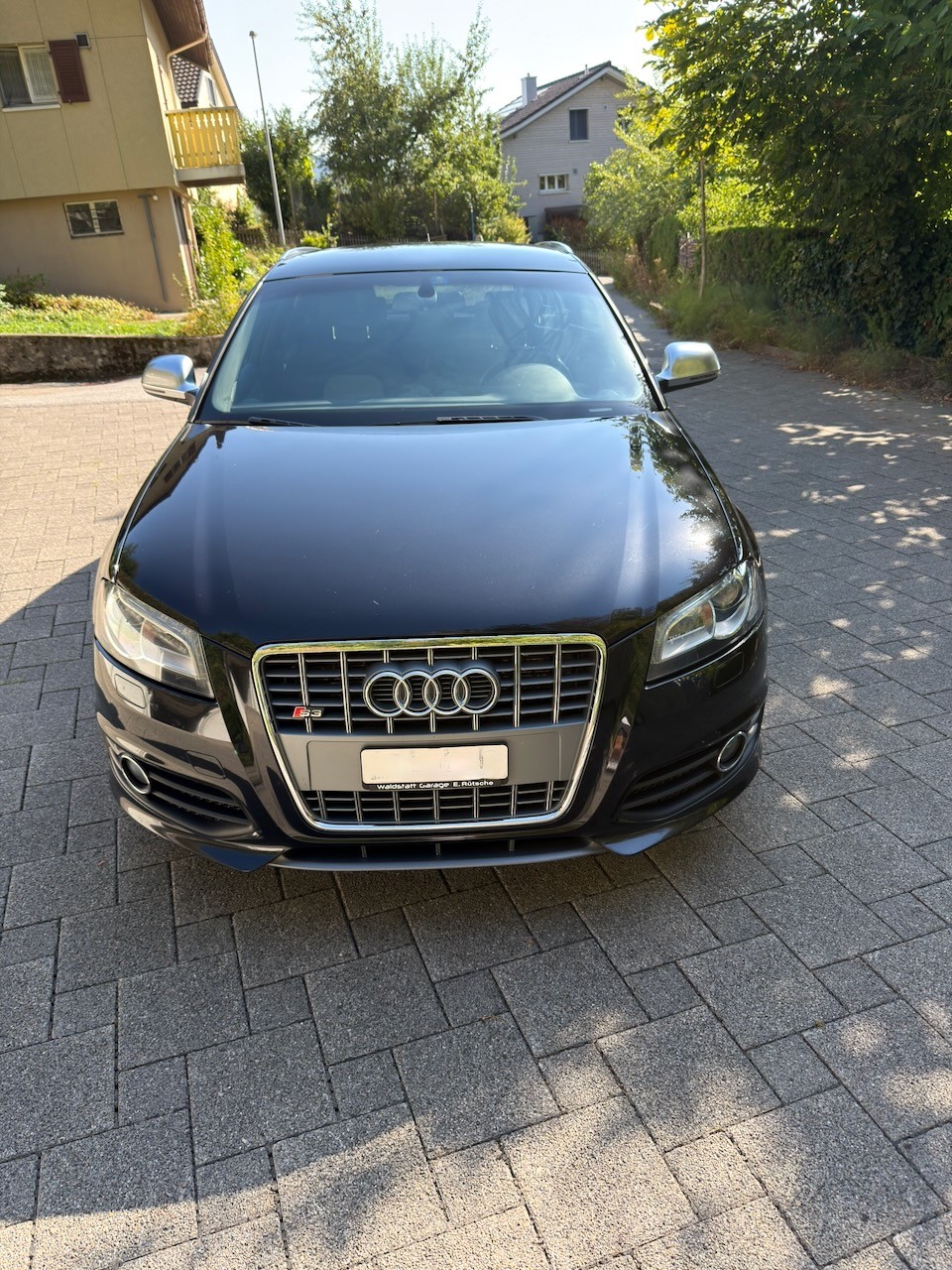 AUDI 2.0 T FSI quattro-image-1
