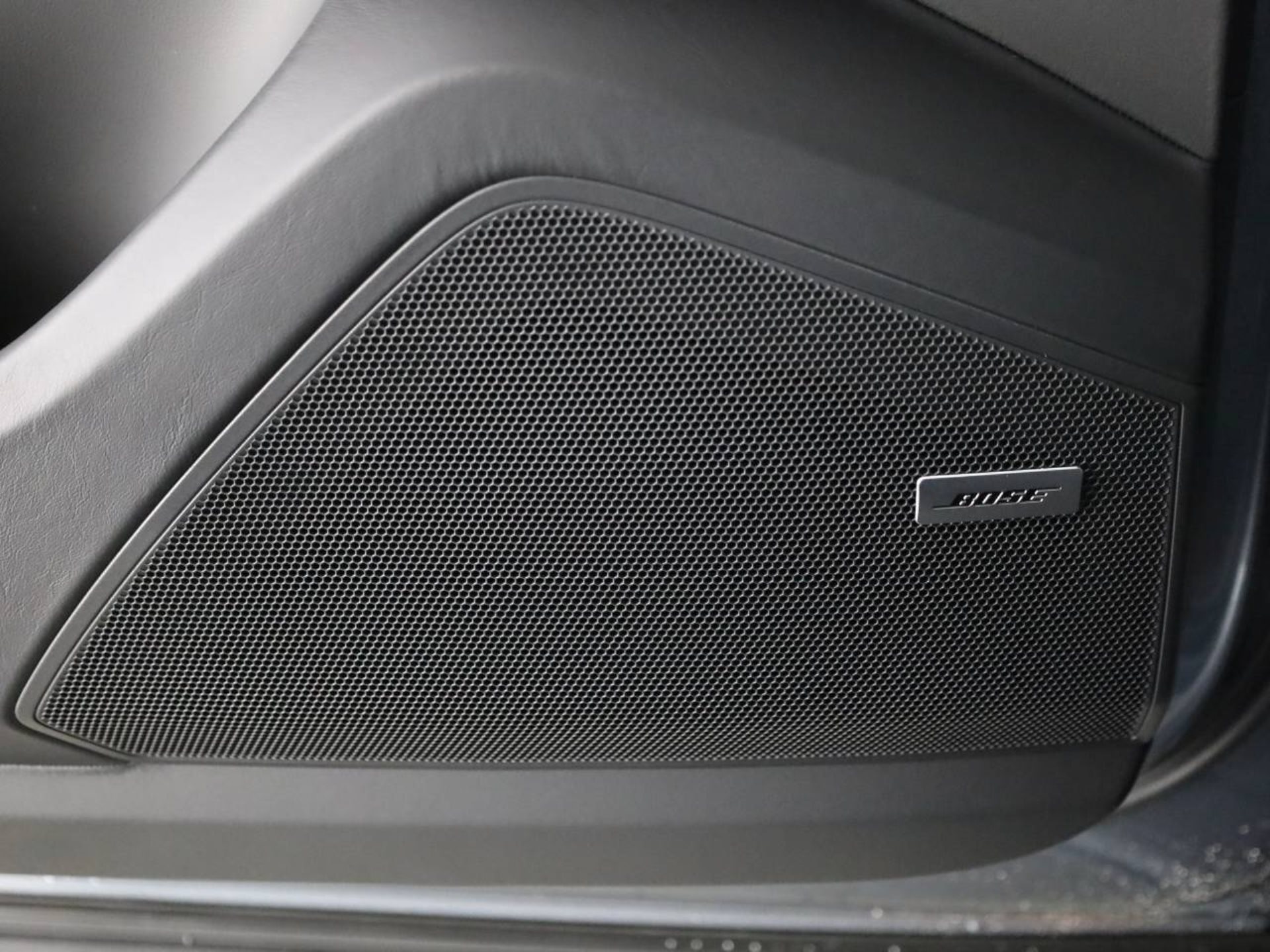 PORSCHE Cayenne E-Hybrid Coupé Black Edition-image-18