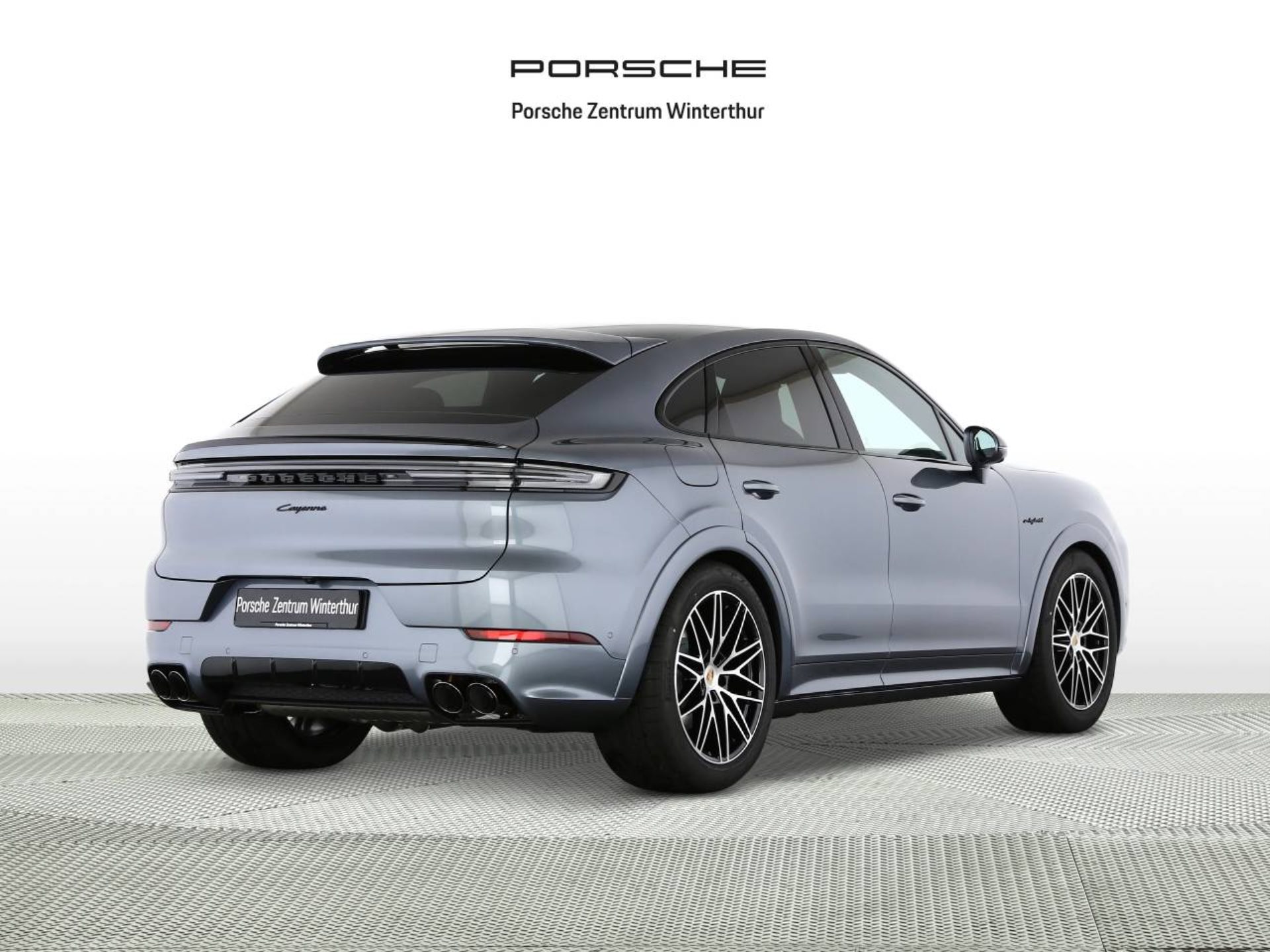 PORSCHE Cayenne E-Hybrid Coupé Black Edition-image-2