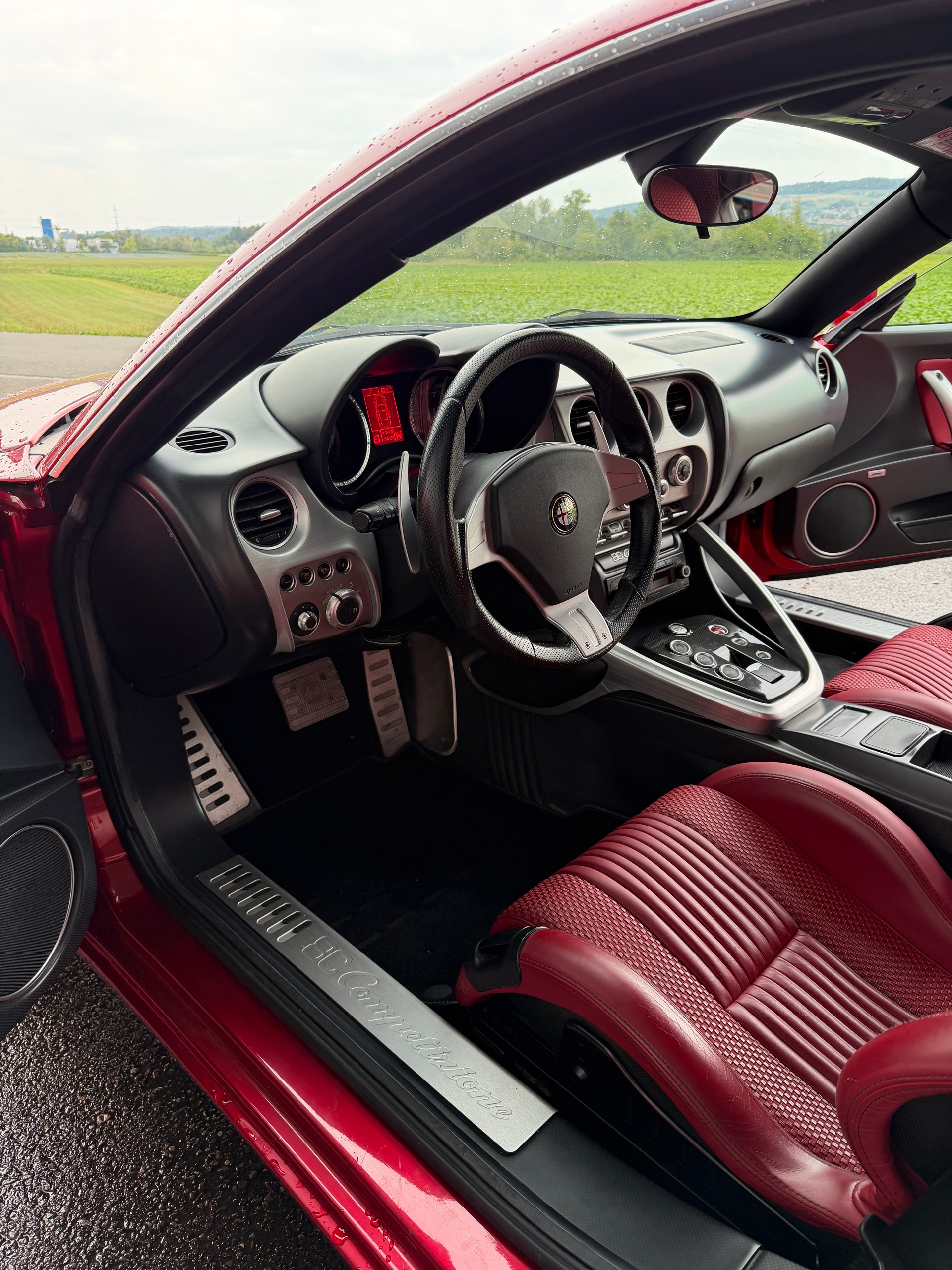 ALFA ROMEO 8C-image-4