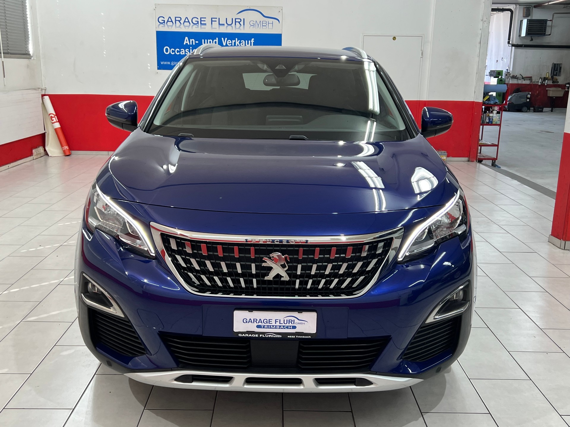 PEUGEOT 3008 1.5 BlueHDi Allure EAT-image-2