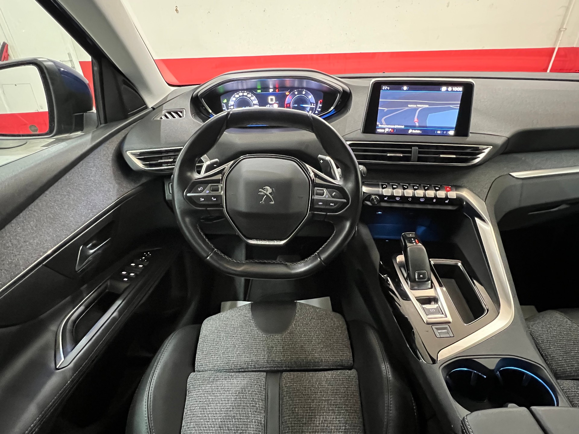 PEUGEOT 3008 1.5 BlueHDi Allure EAT-image-8