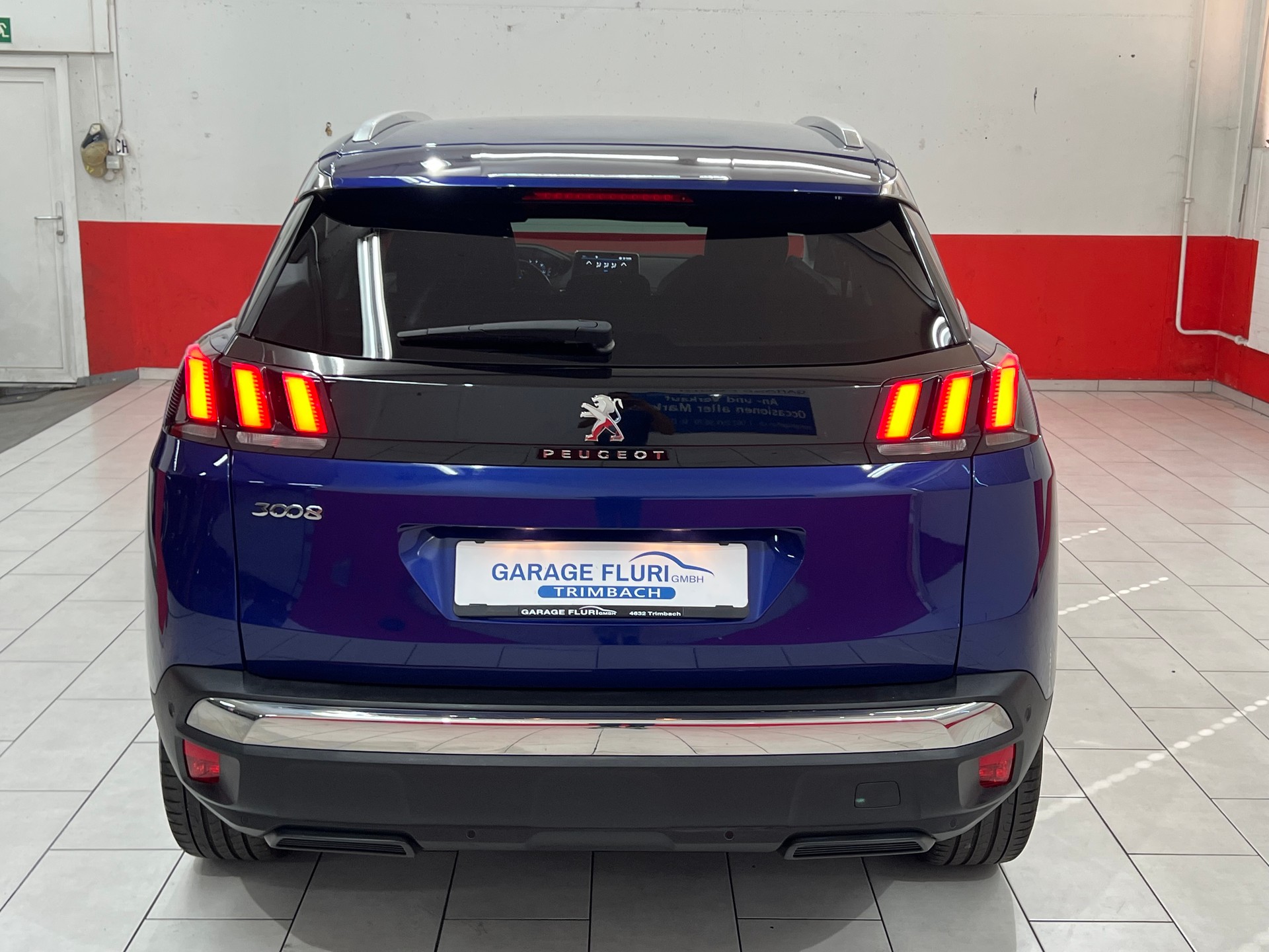 PEUGEOT 3008 1.5 BlueHDi Allure EAT-image-5