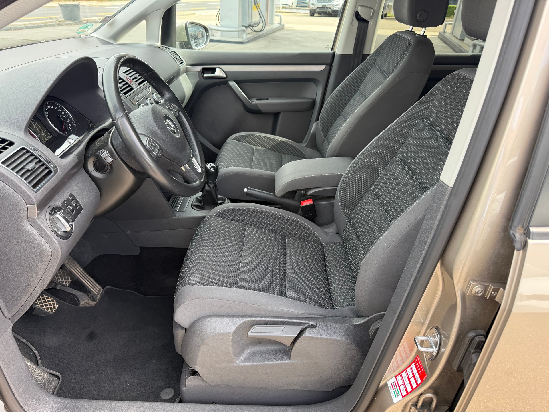 VW Touran 1.4 TSI Comfortline-image-8