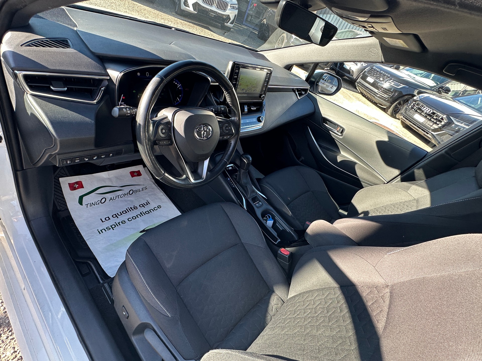 TOYOTA Corolla Touring Sports 1.8 HSD Comfort e-CVT-image-17