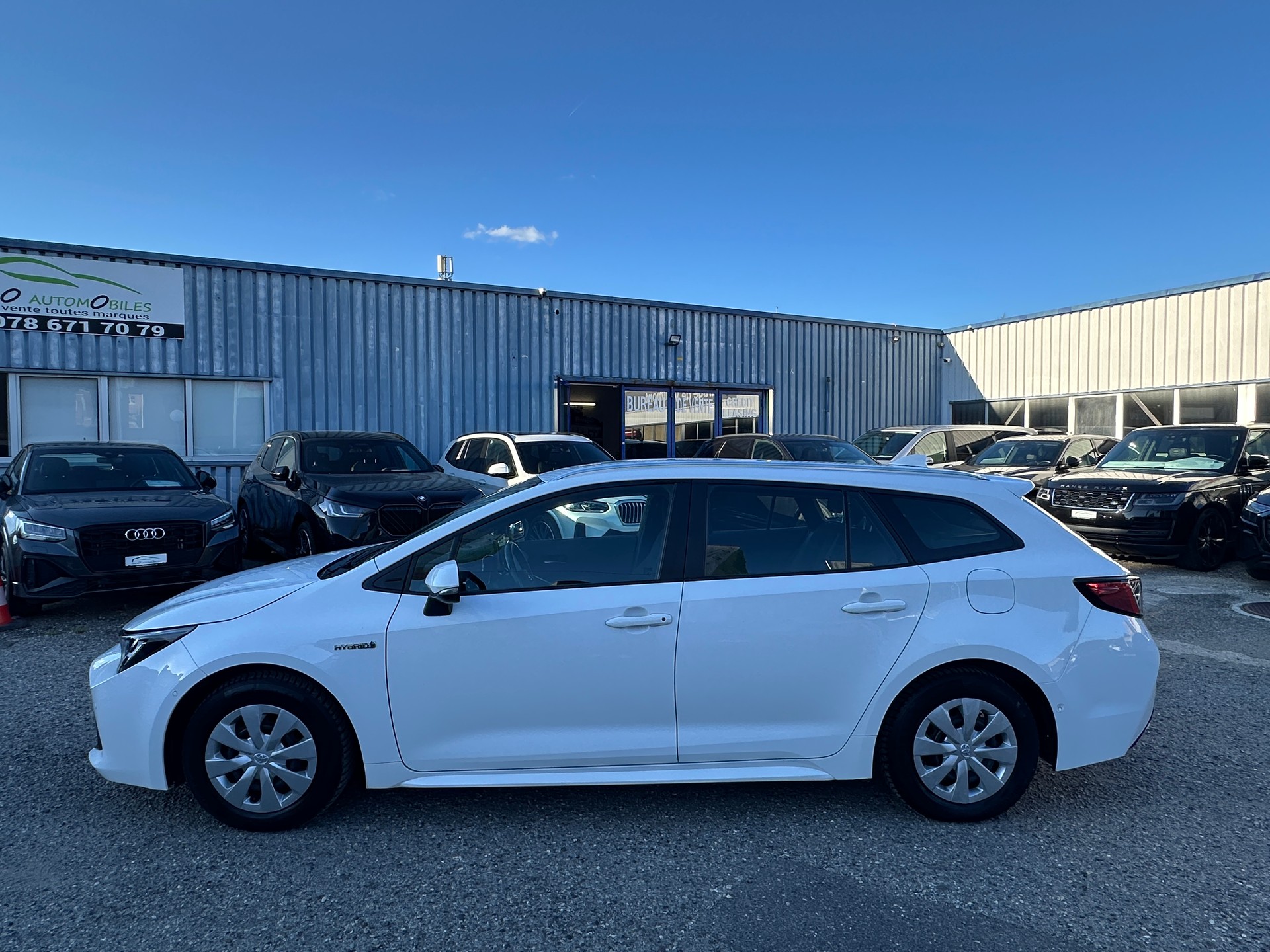 TOYOTA Corolla Touring Sports 1.8 HSD Comfort e-CVT-image-5