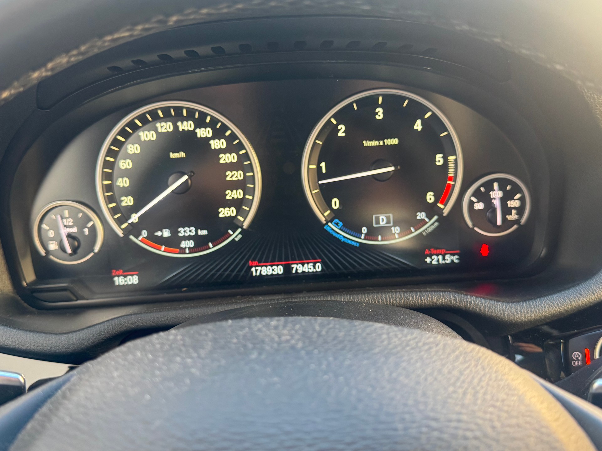 BMW X3 xDrive 30d Steptronic*M-Sportpaket*Standheizung*Head Up Display*-image-12