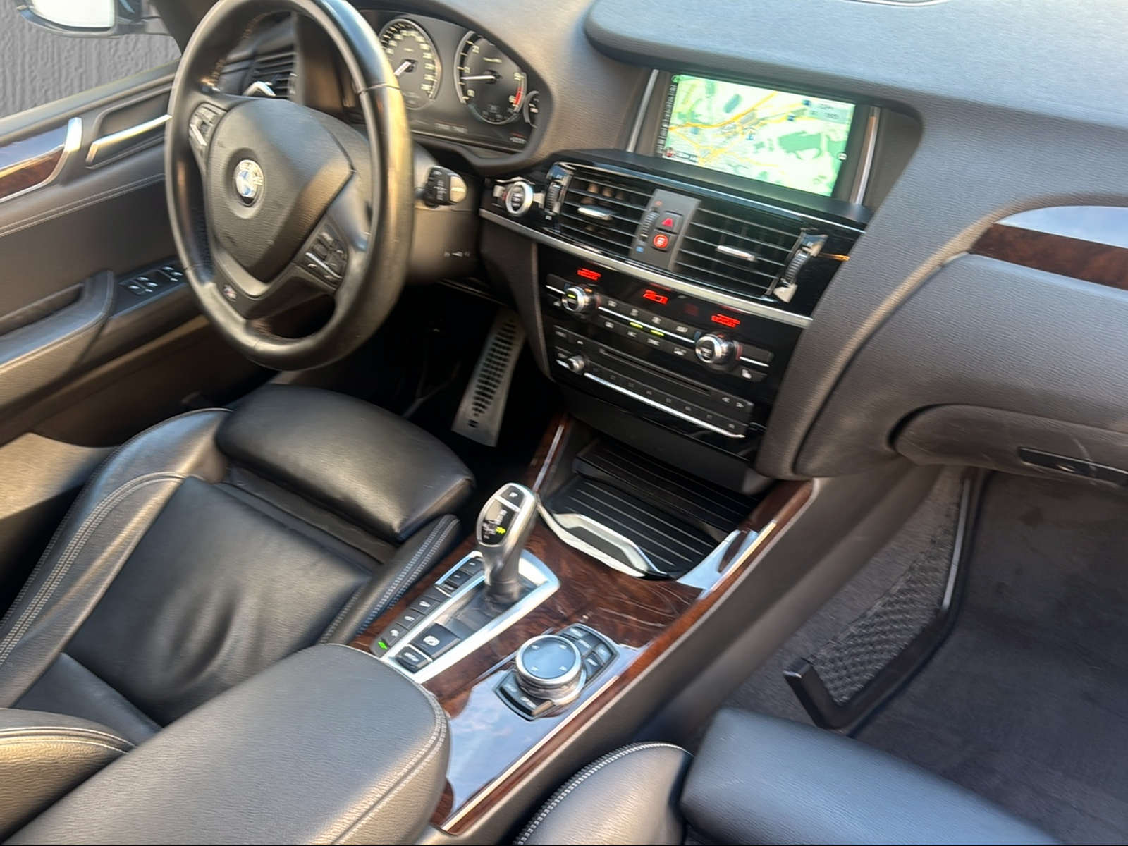 BMW X3 xDrive 30d Steptronic*M-Sportpaket*Standheizung*Head Up Display*-image-11