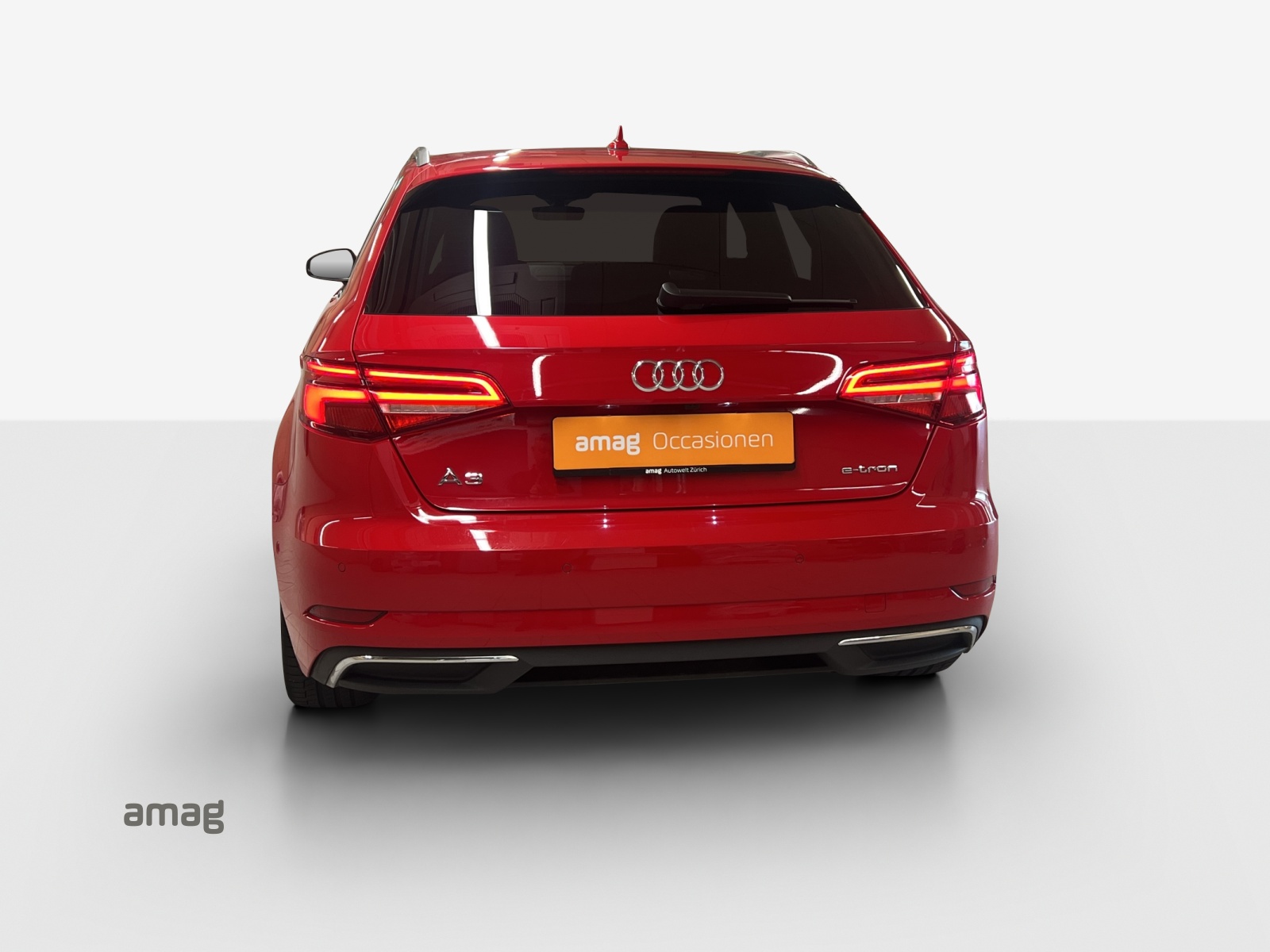 AUDI A3 Sportback 1.4 e-tron Sport S-tronic-showroom-element-3