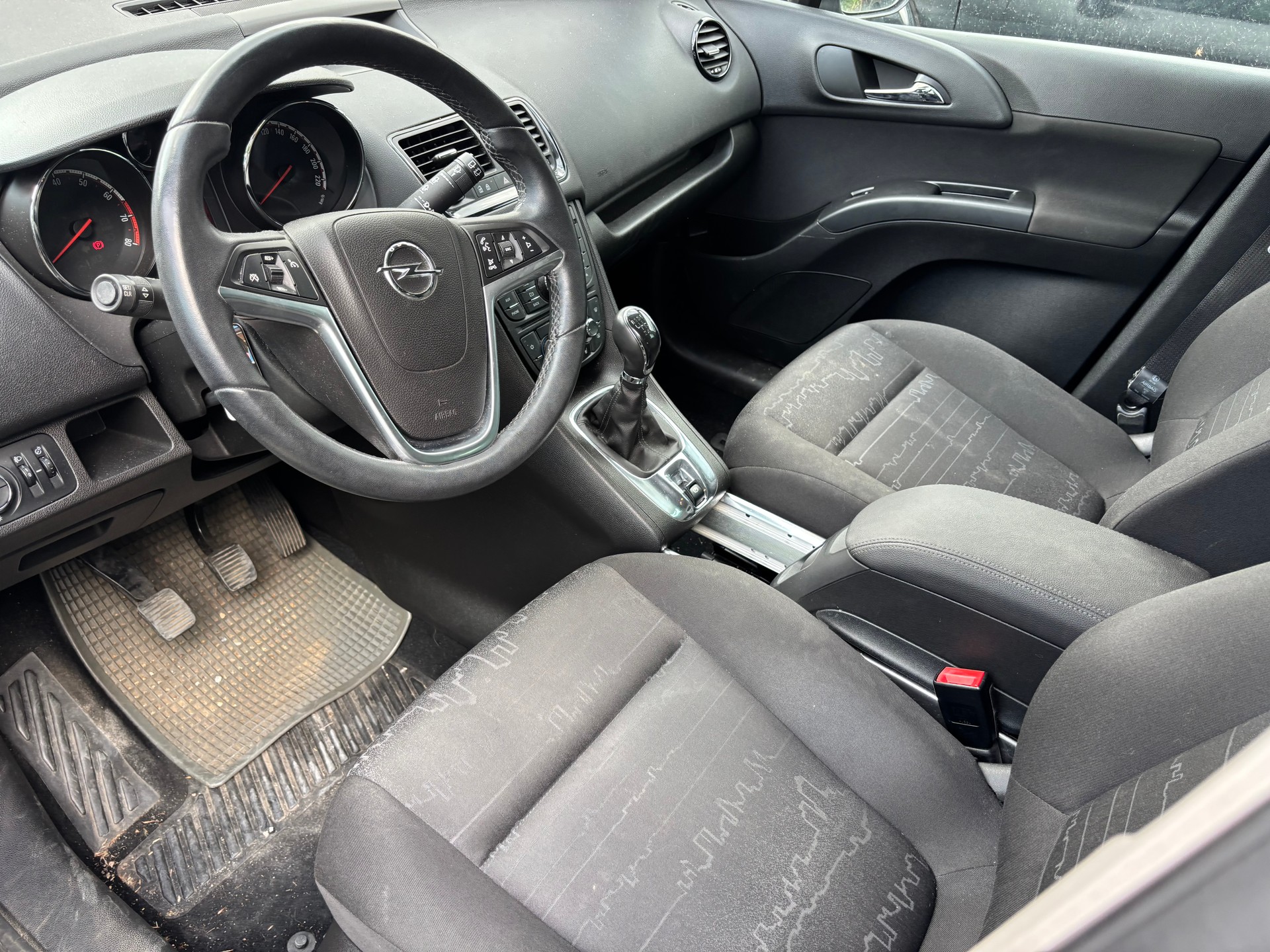 OPEL Meriva 1.4 Turbo Enjoy-image-7