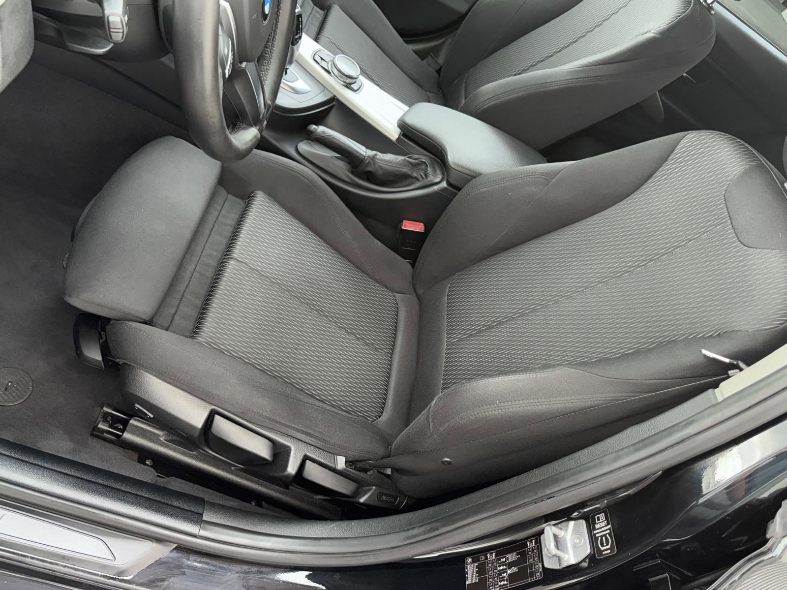 BMW 318d Touring Sport Line Steptronic-image-7