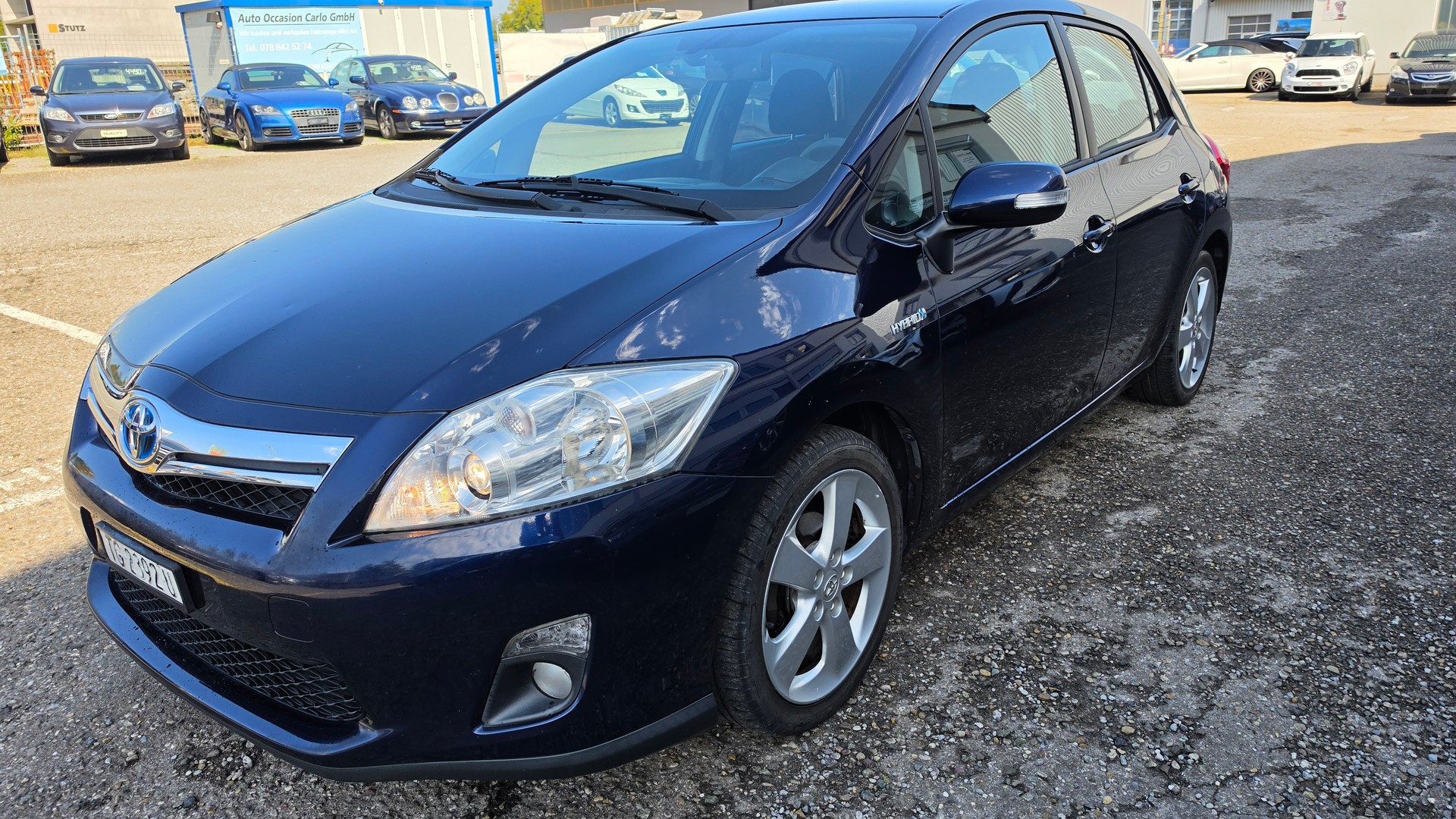 TOYOTA Auris 1.8 16V HSD Linea Sol Premium-image-3