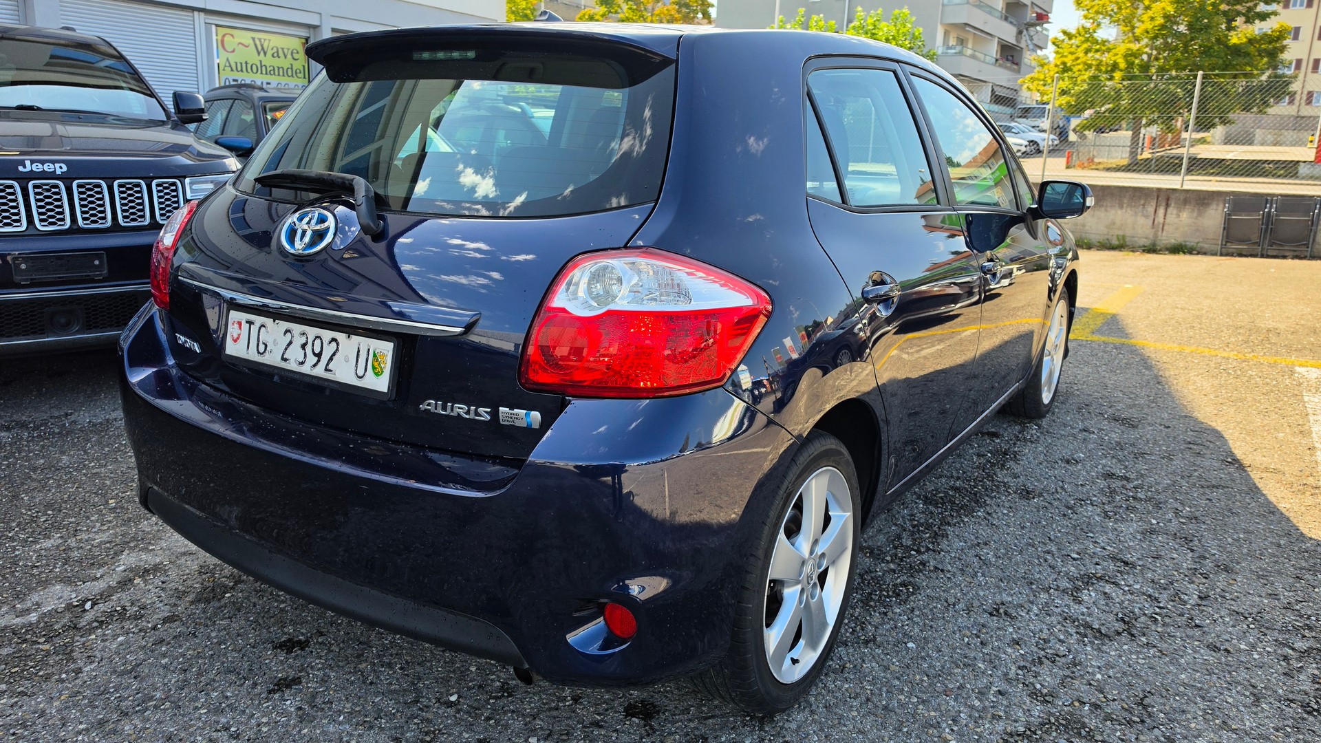 TOYOTA Auris 1.8 16V HSD Linea Sol Premium-image-4