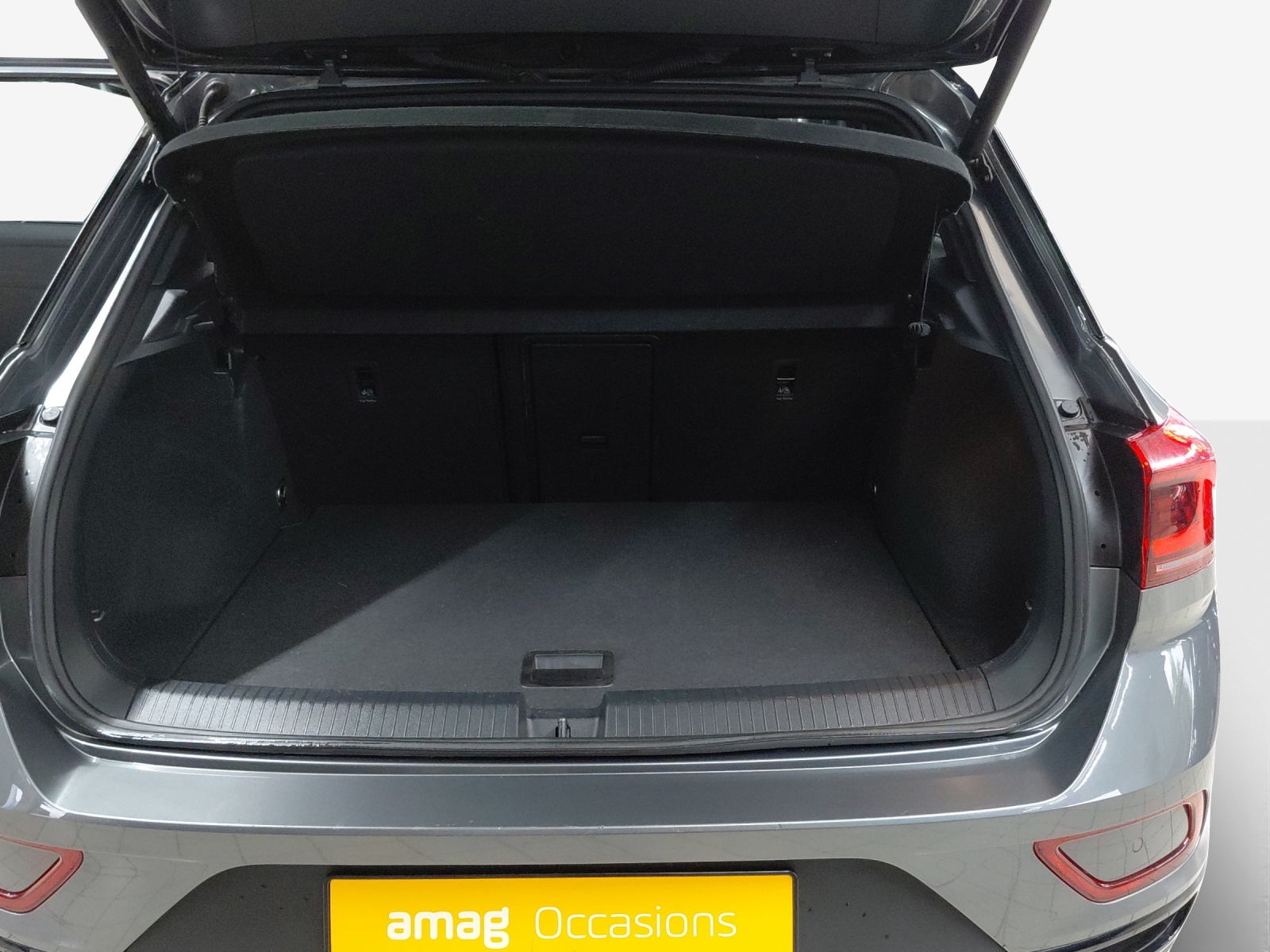 VW T-Roc 2.0 TSI Style DSG 4Motion-image-12