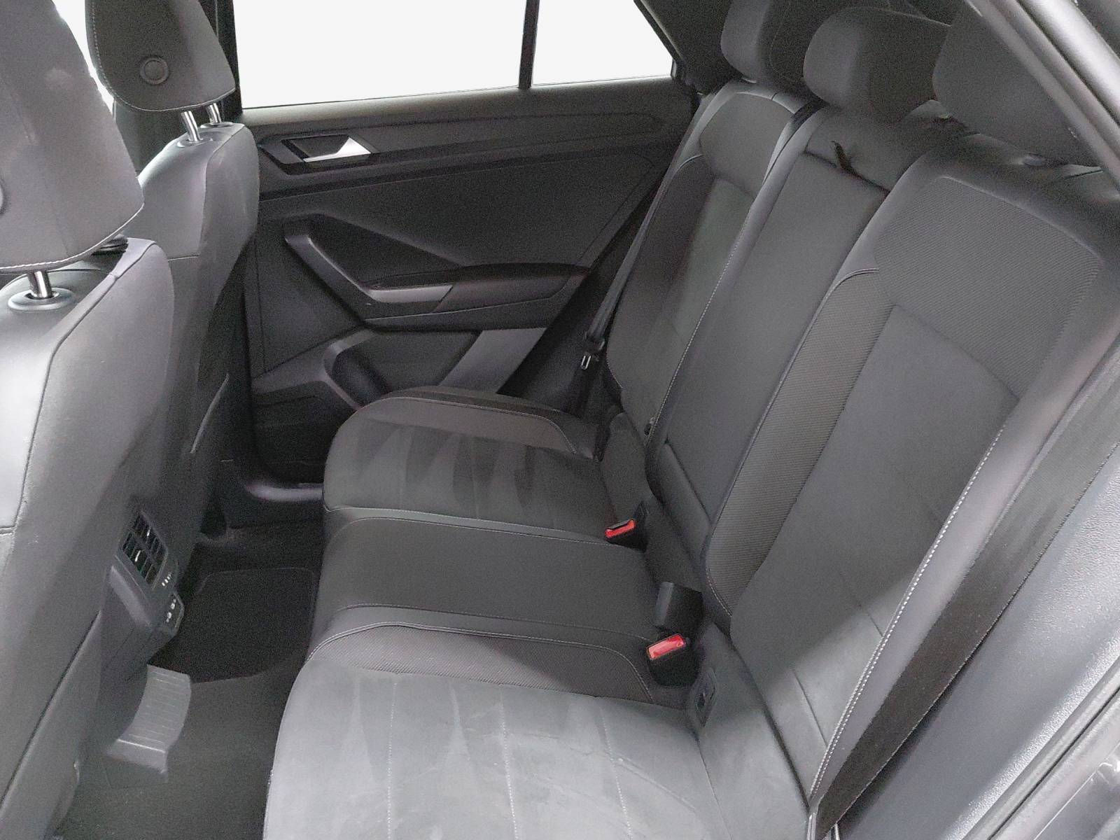 VW T-Roc 2.0 TSI Style DSG 4Motion-image-11