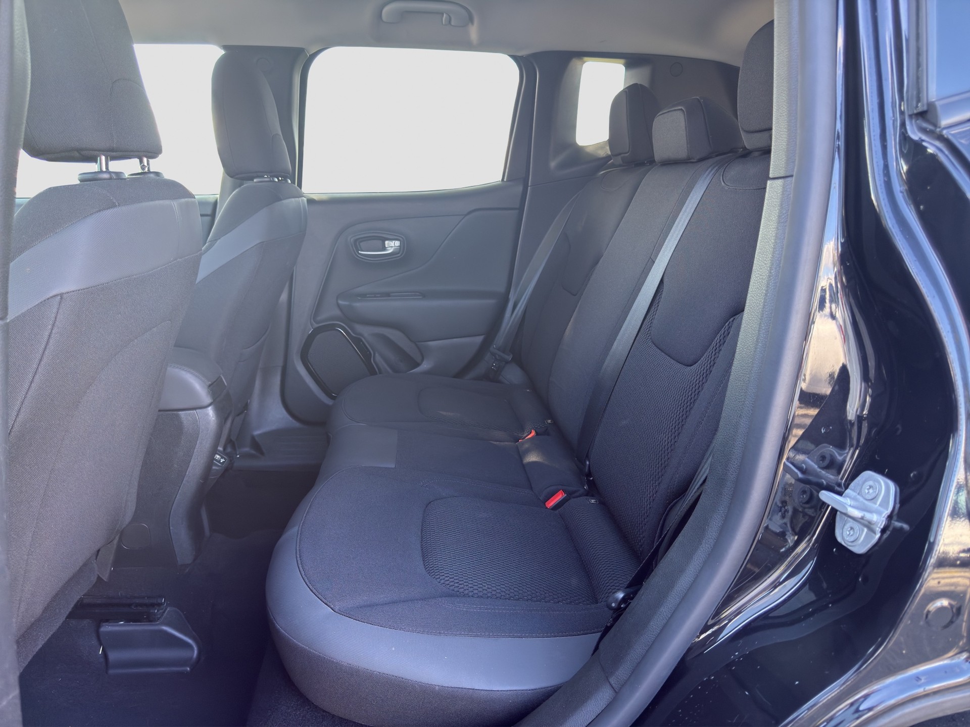 JEEP Renegade 1.0 Turbo Night Eagle-image-16