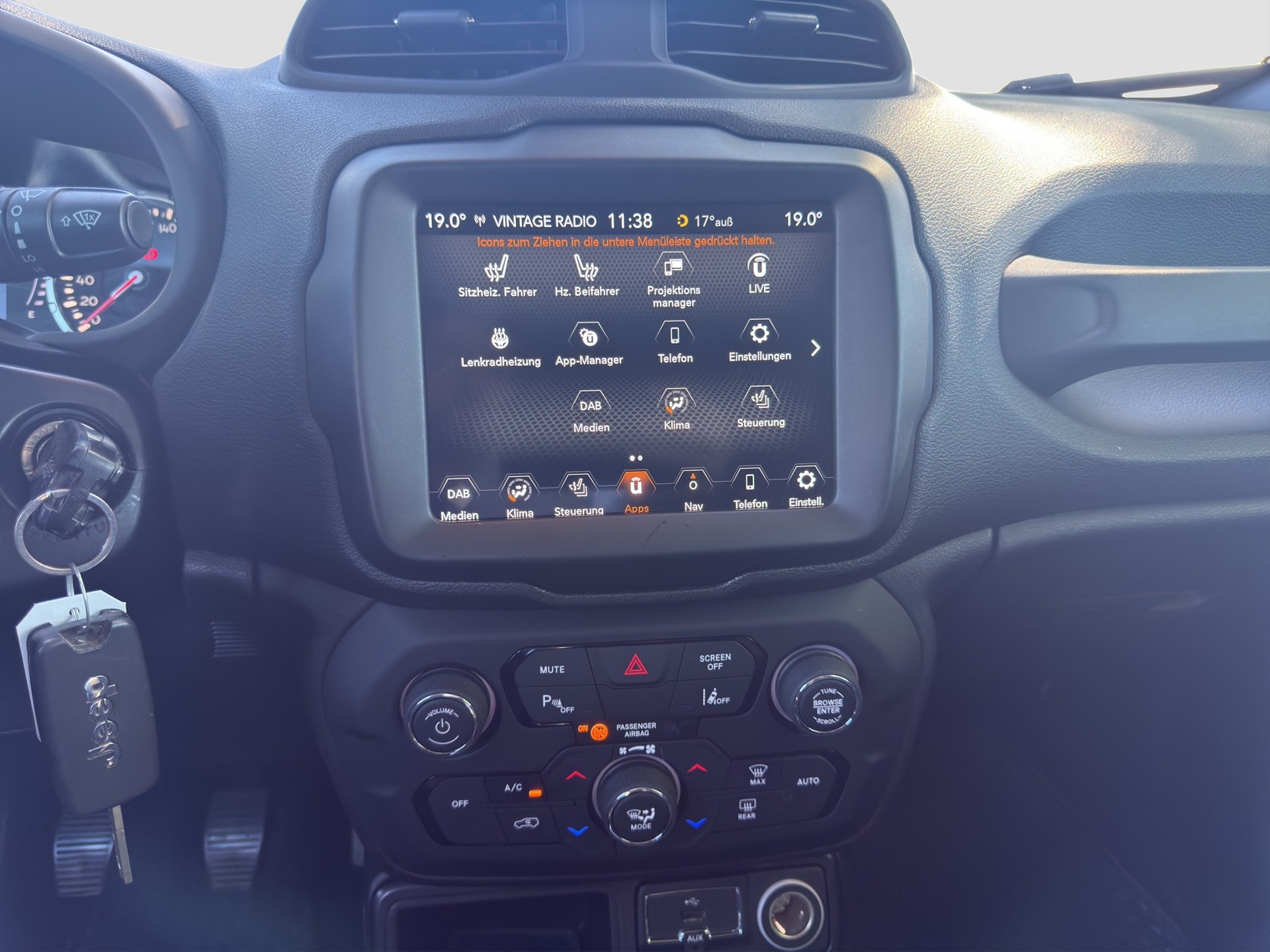 JEEP Renegade 1.0 Turbo Night Eagle-image-13
