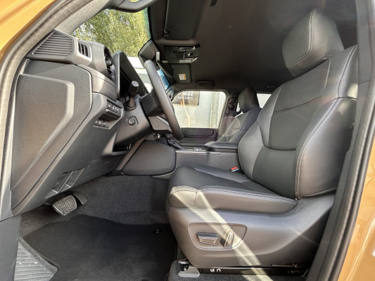 TOYOTA LandCruiser 2.8TD 48V Reb-image-7