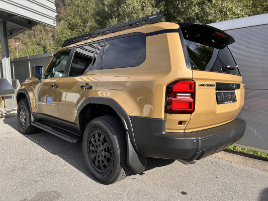 TOYOTA LandCruiser 2.8TD 48V Reb-image-3