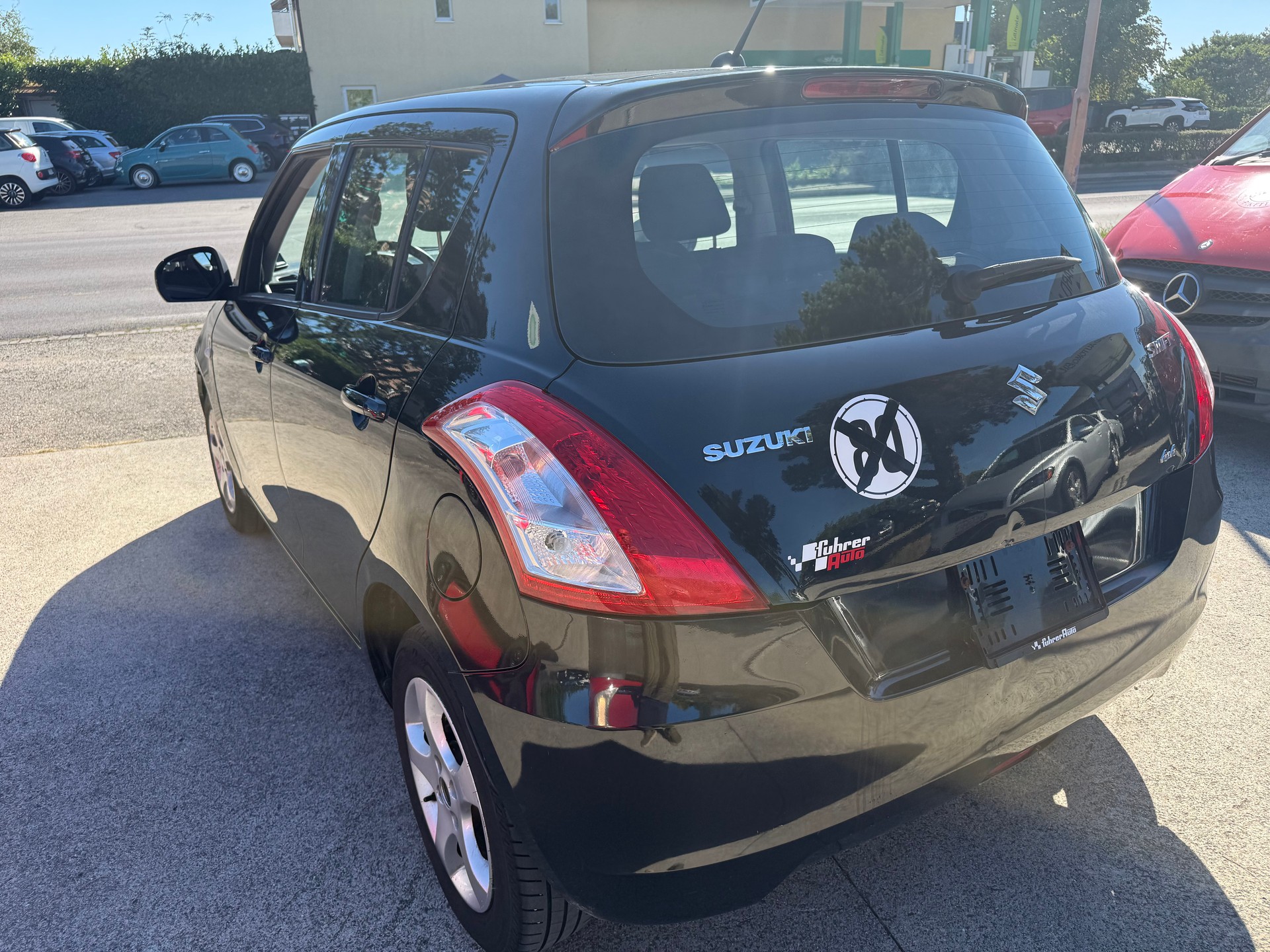 SUZUKI Swift 1.2i 16V Unico 4x4-image-9