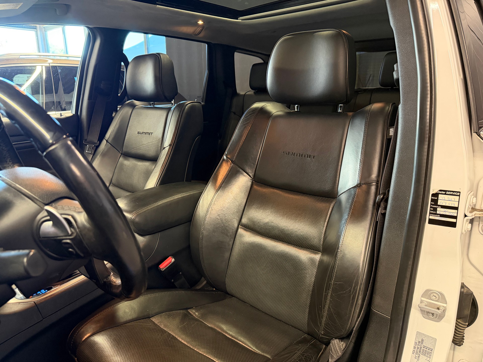 JEEP Grand Cherokee 3.0 CRD Summit Automatic-image-10