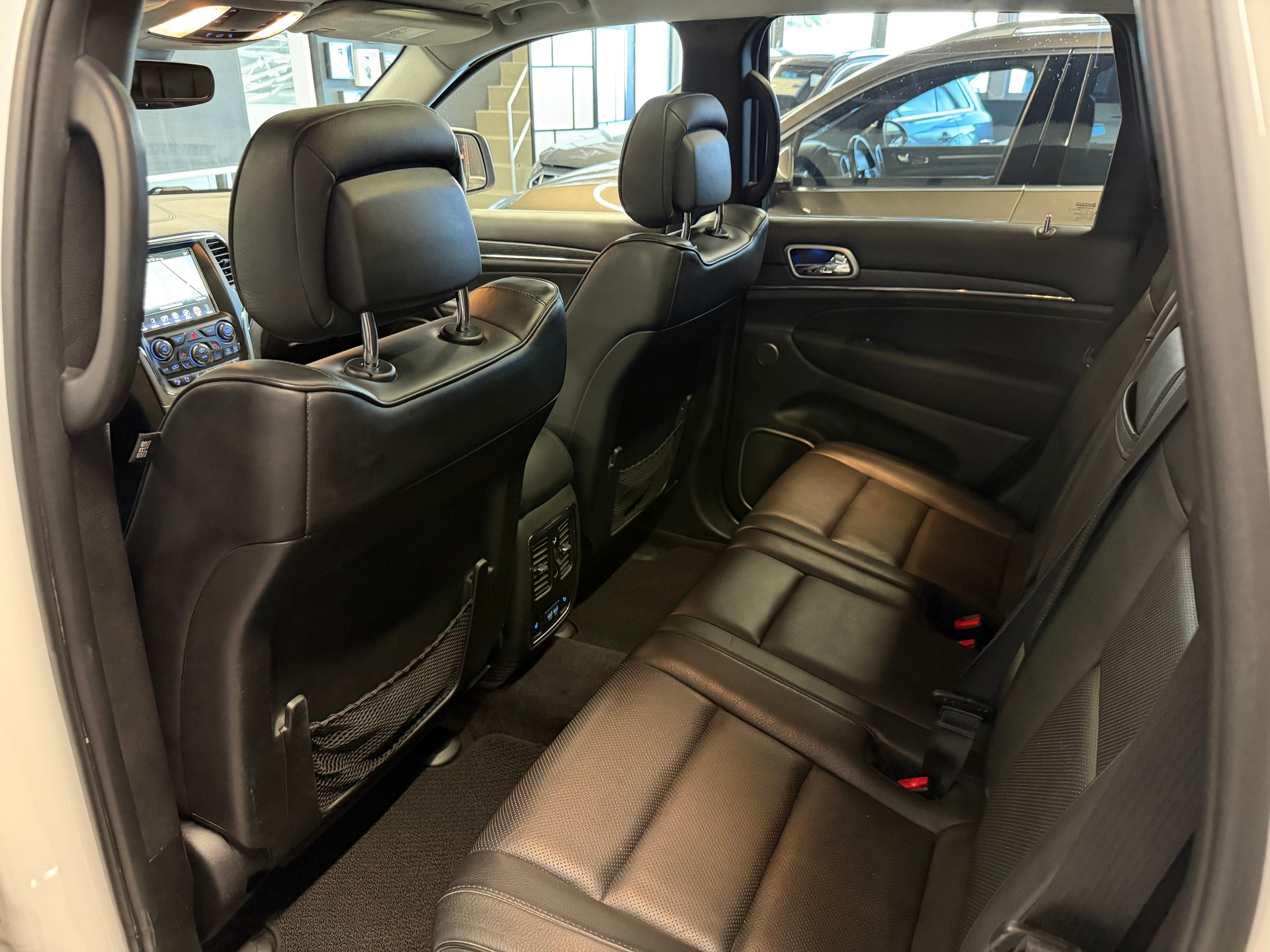 JEEP Grand Cherokee 3.0 CRD Summit Automatic-image-23