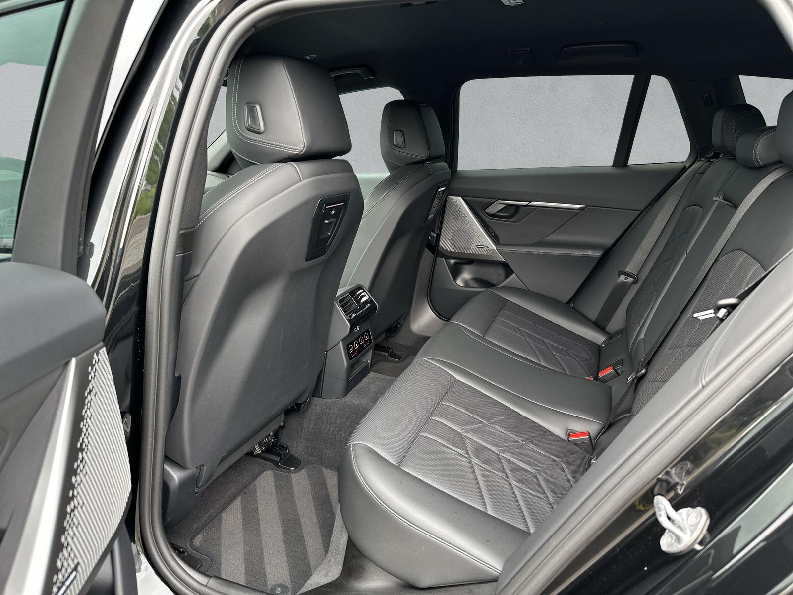 BMW 520d M Sport Touring xDrive G61 (CH) ** Action Leasing à 2.88% Jusqu'au 30.09.2026 **-image-11