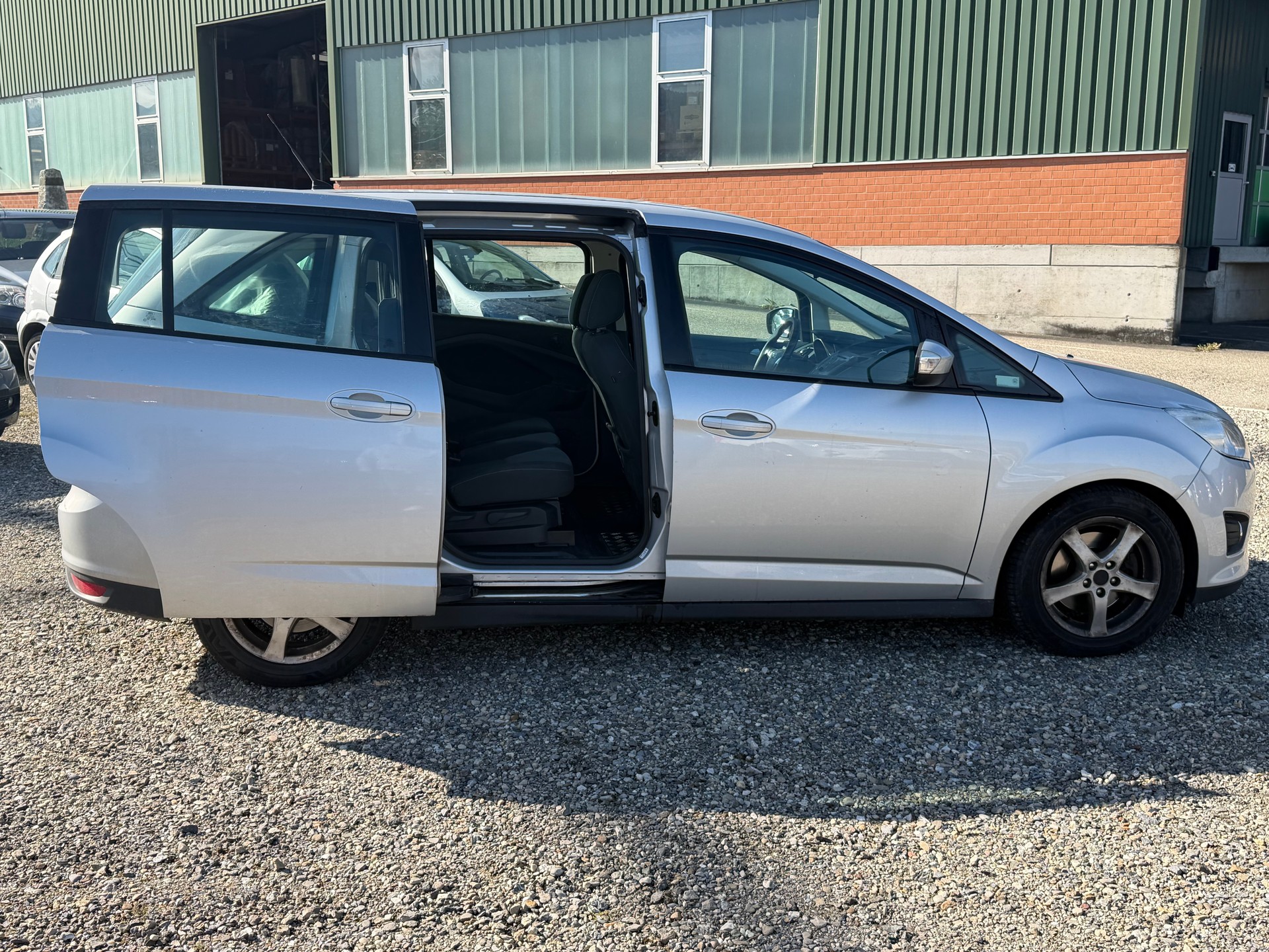 FORD Grand C-Max 2.0 TDCi-image-8