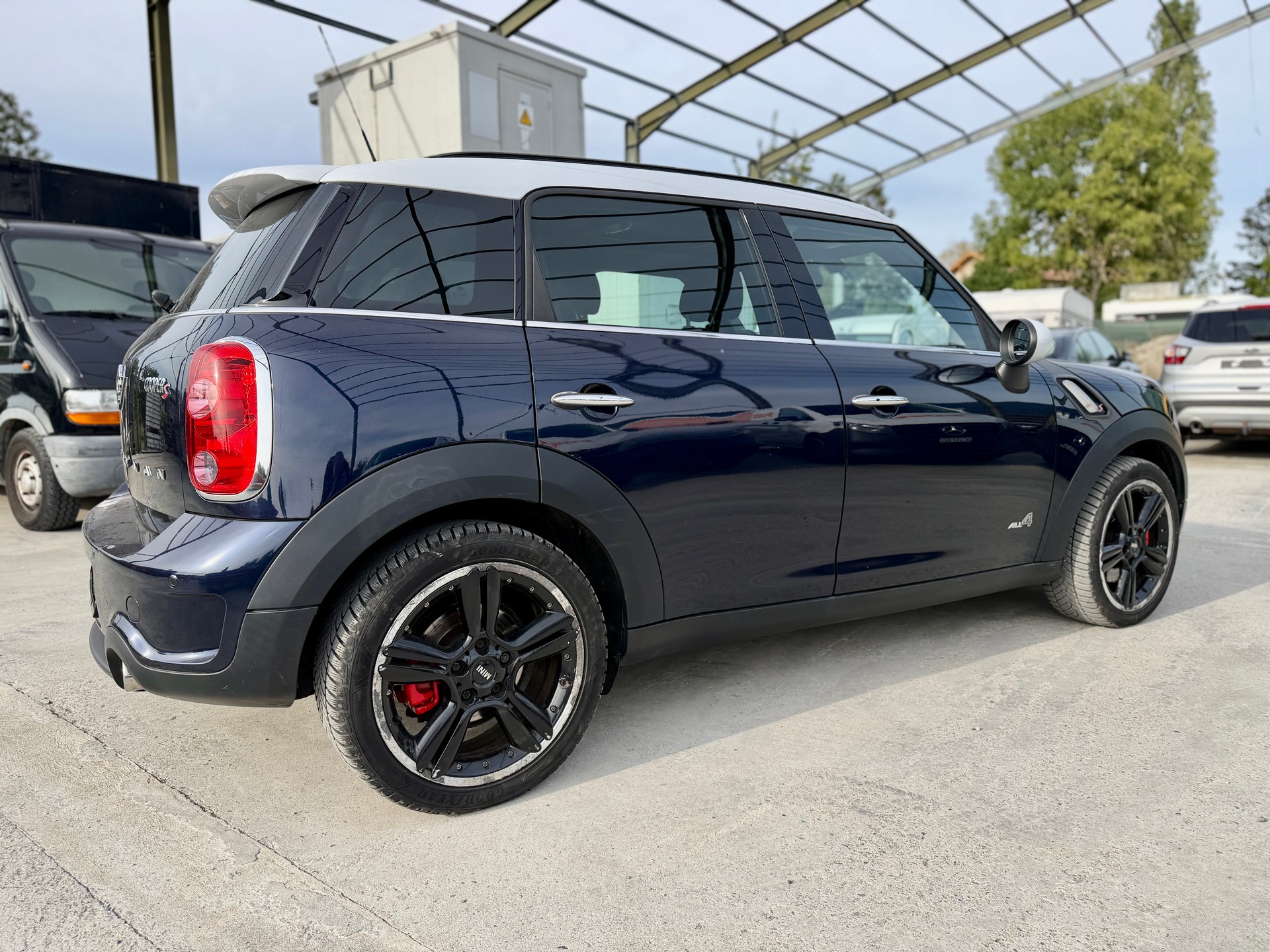 MINI Countryman Cooper S ALL4 Steptronic Snowhill-image-2