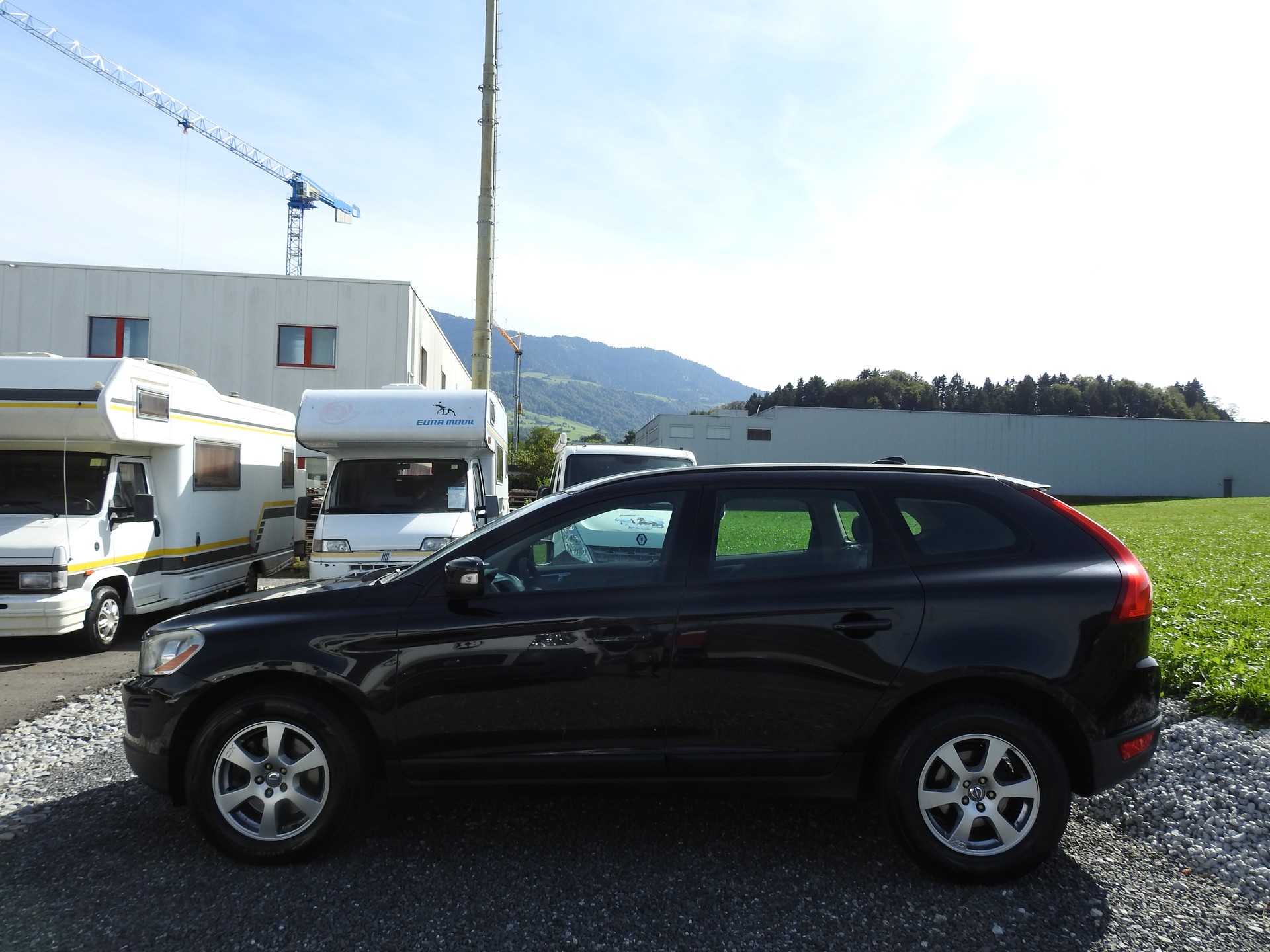 VOLVO XC60 2.4D AWD-image-2