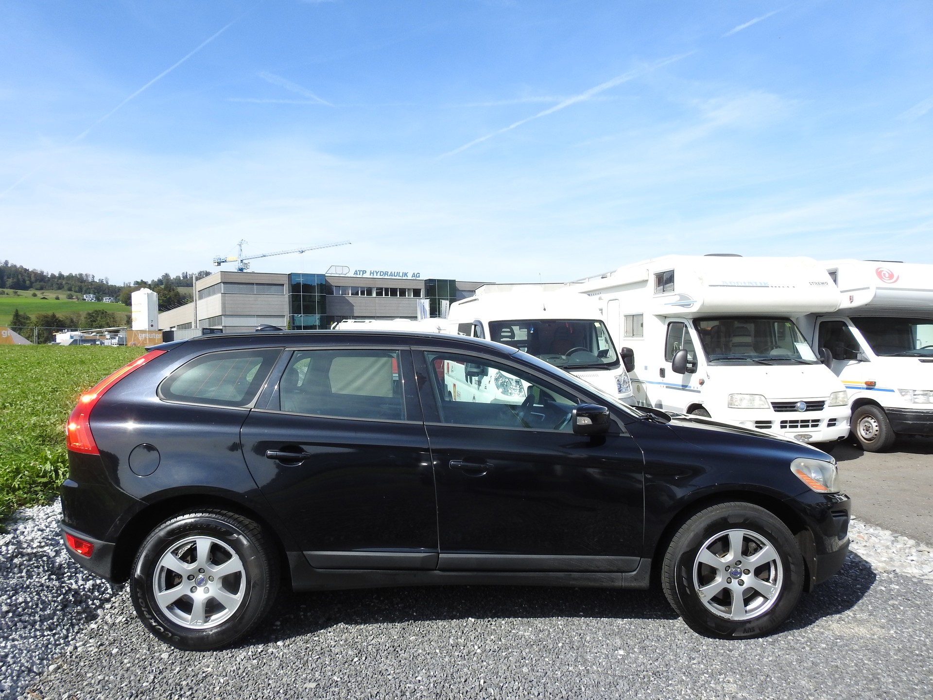 VOLVO XC60 2.4D AWD-image-6
