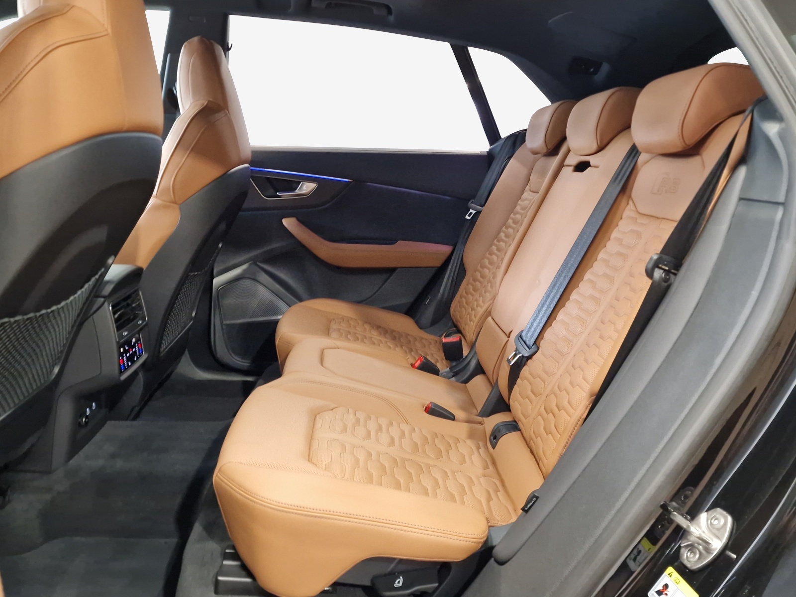 AUDI RSQ8 performance quattro-image-11