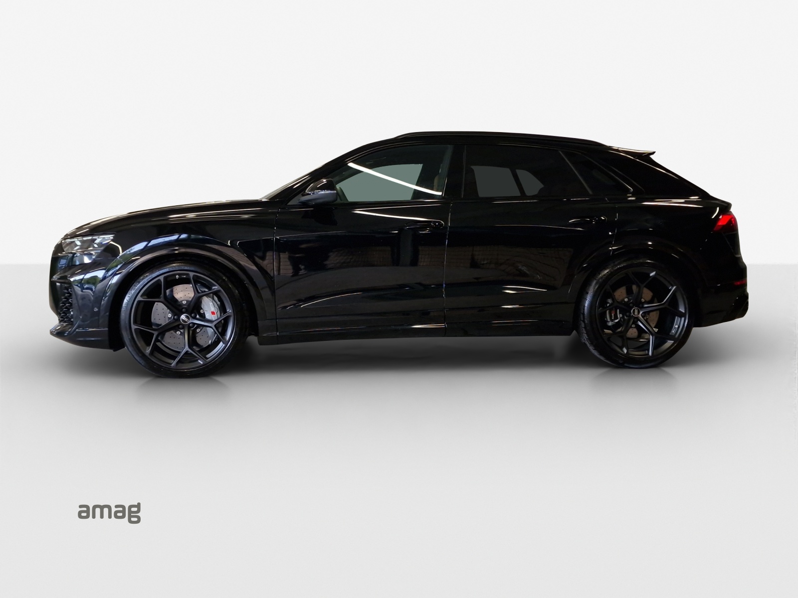 AUDI RSQ8 performance quattro-image-1