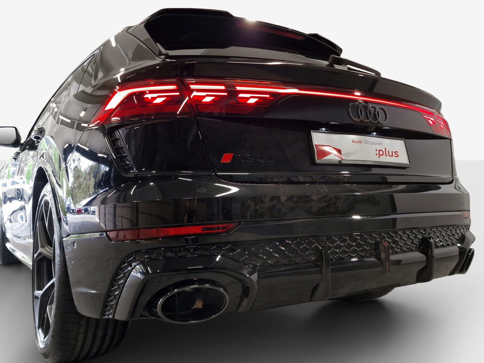 AUDI RSQ8 performance quattro-image-19