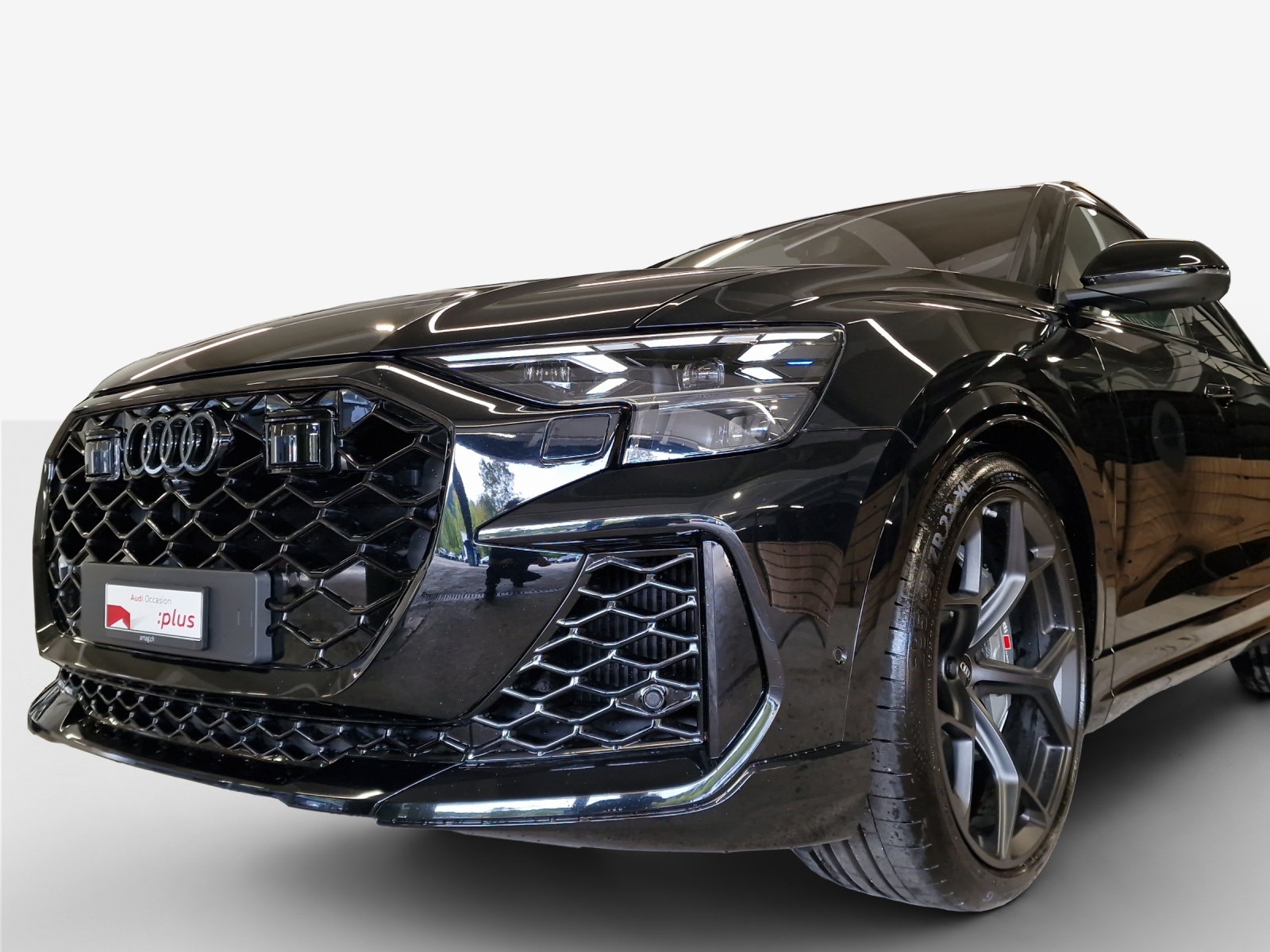 AUDI RSQ8 performance quattro-image-18