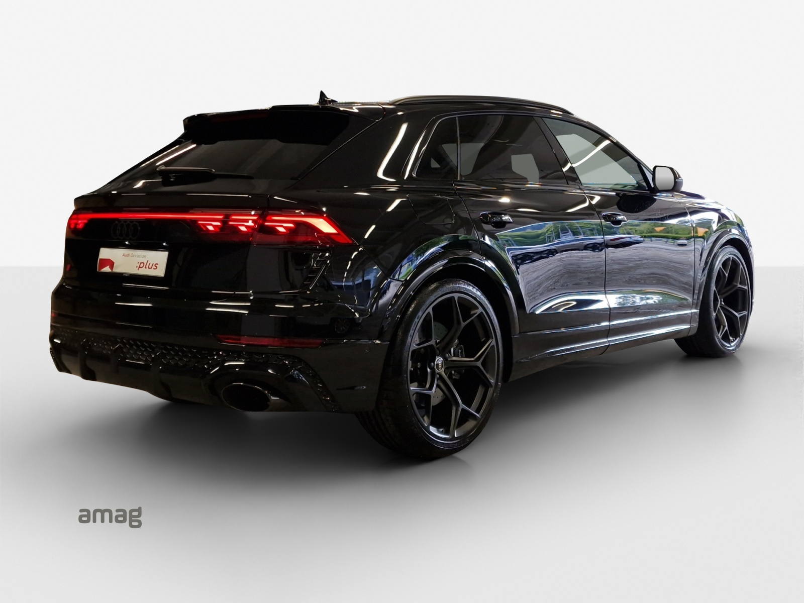 AUDI RSQ8 performance quattro-image-4